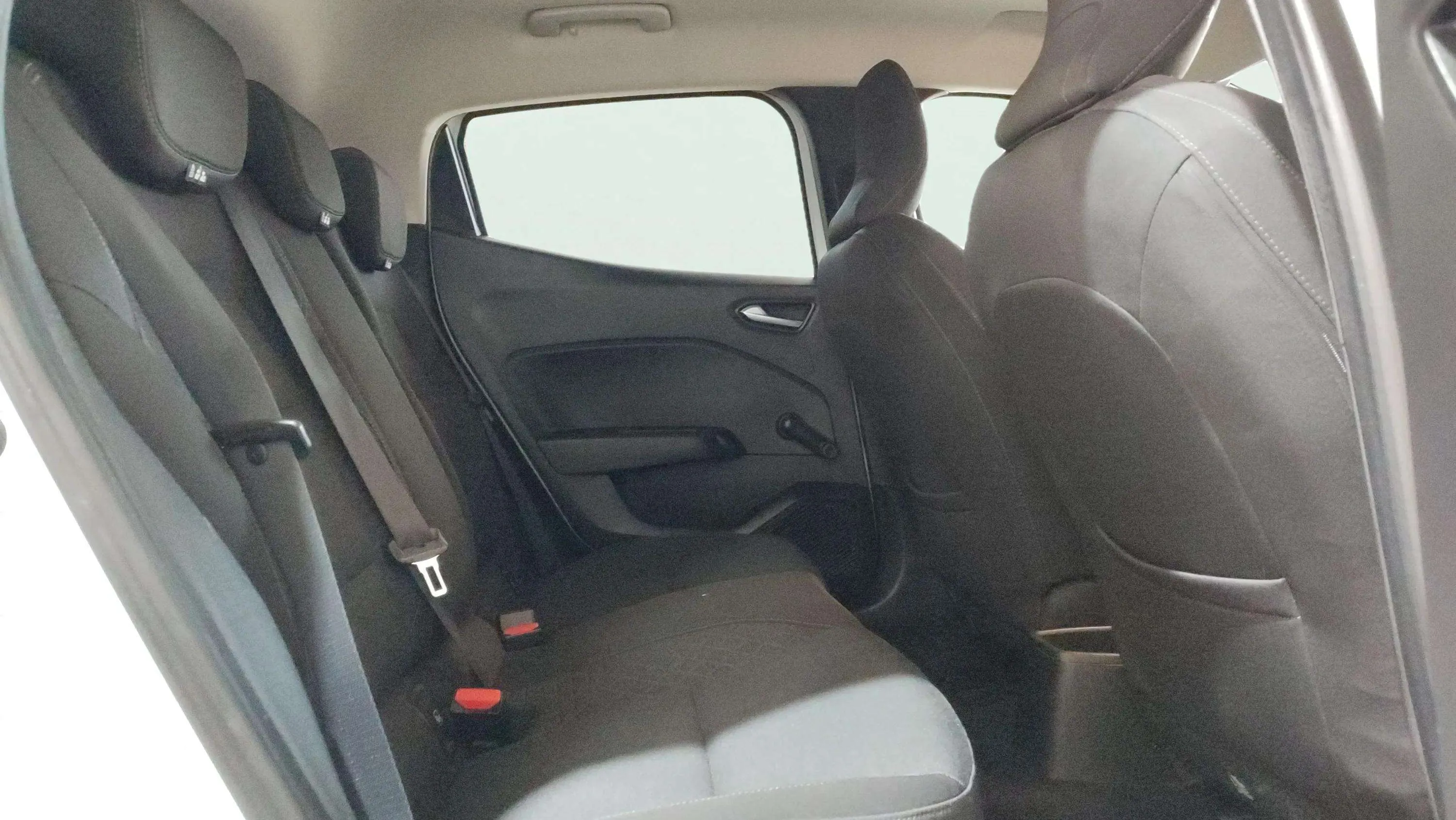 Renault Clio Intens TCe - foto 21
