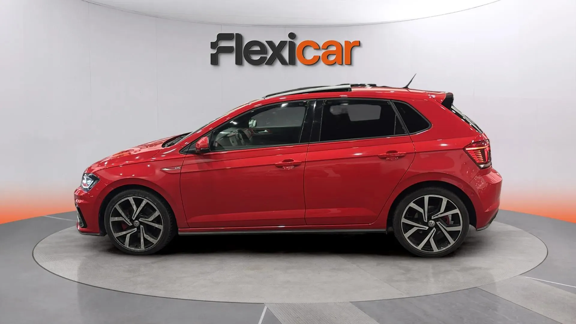 Volkswagen Polo GTI 2.0 TSI DSG - foto 5