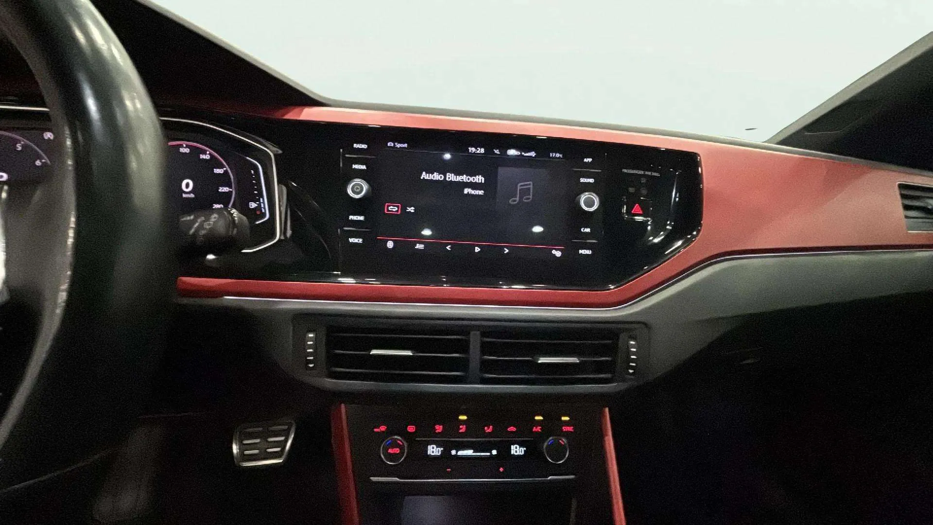Volkswagen Polo GTI 2.0 TSI DSG - foto 21