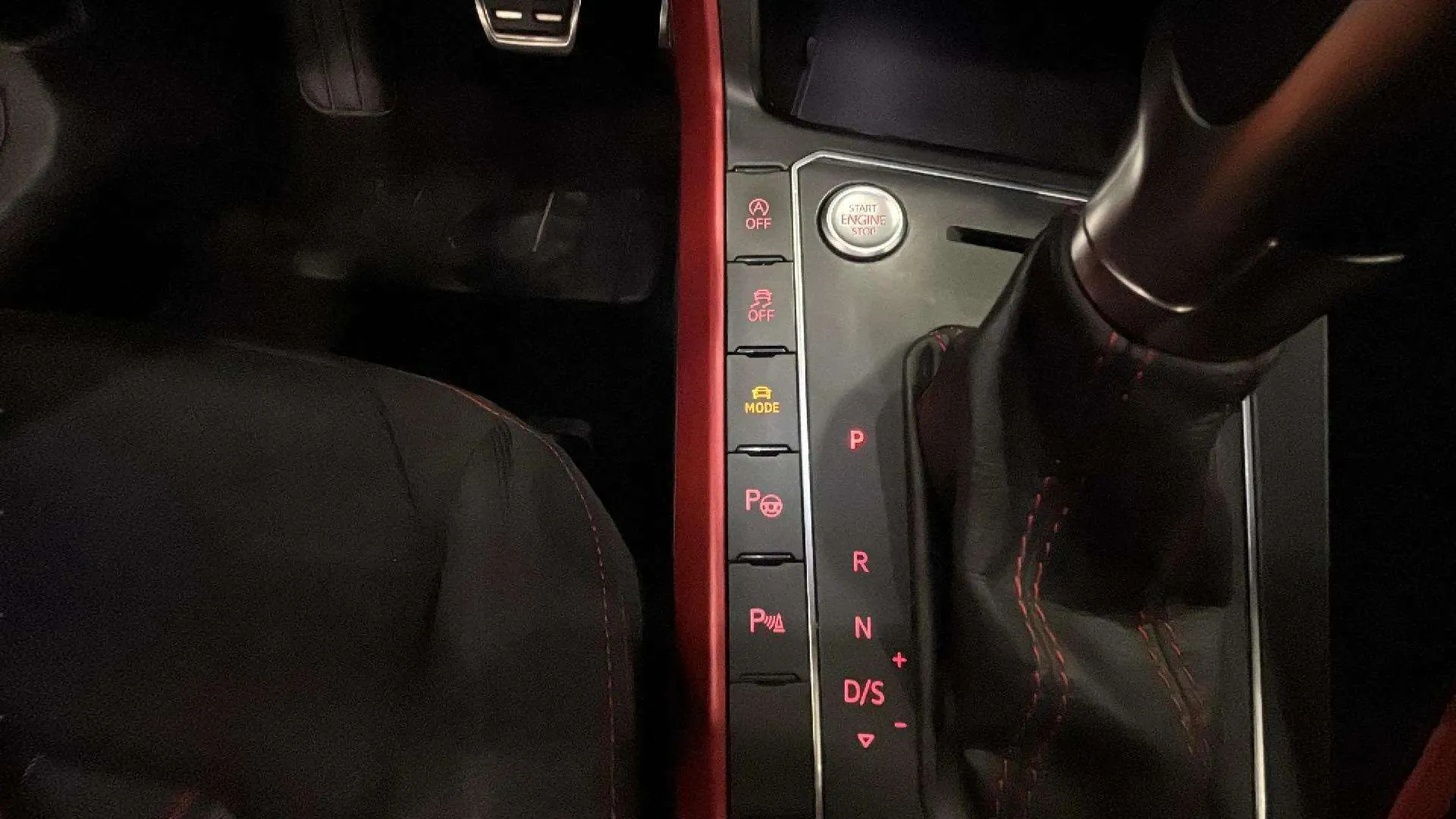Volkswagen Polo GTI 2.0 TSI DSG - foto 23