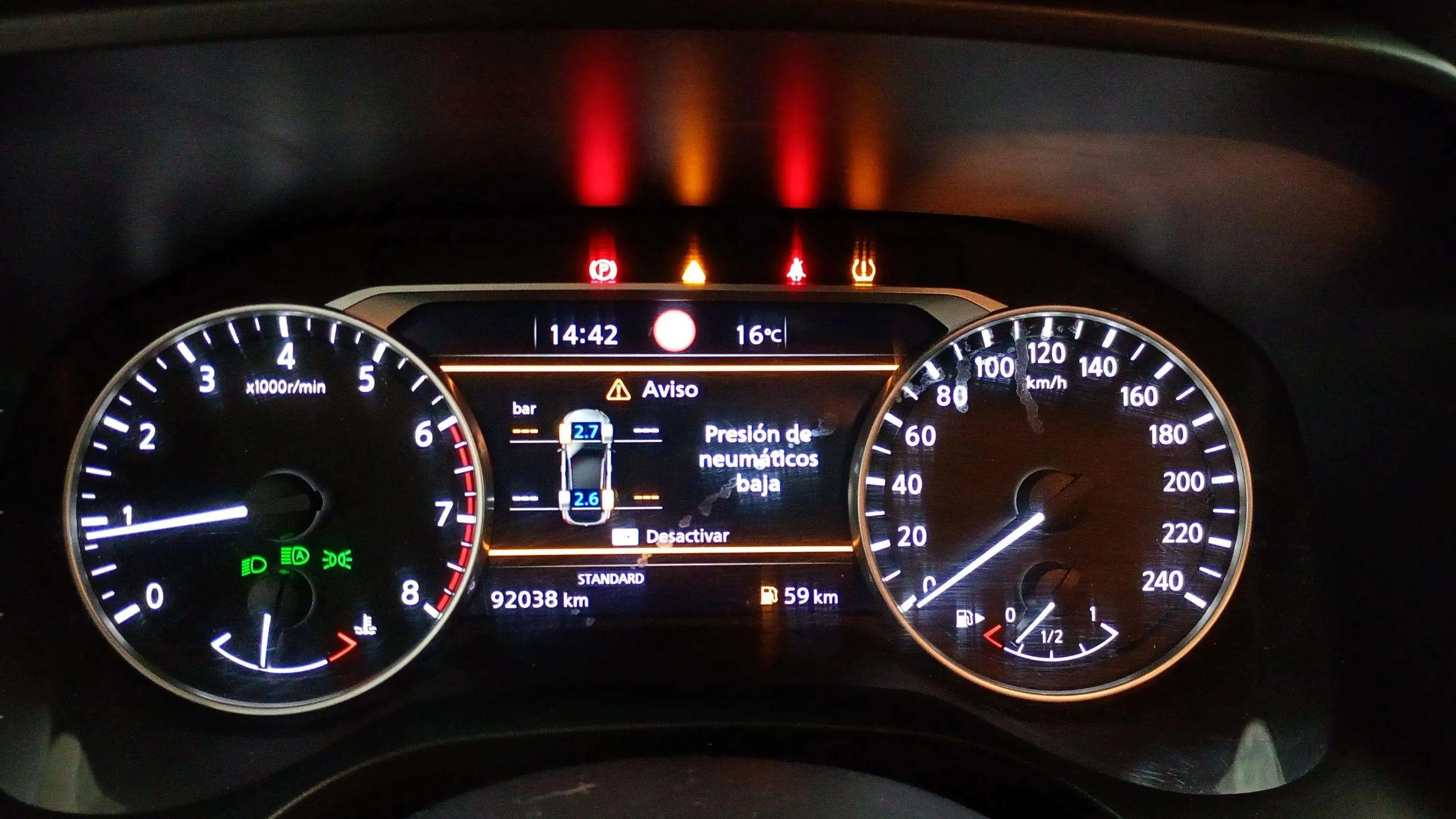 Nissan Qashqai DIG-T mHEV 4x2 Acenta - foto 12