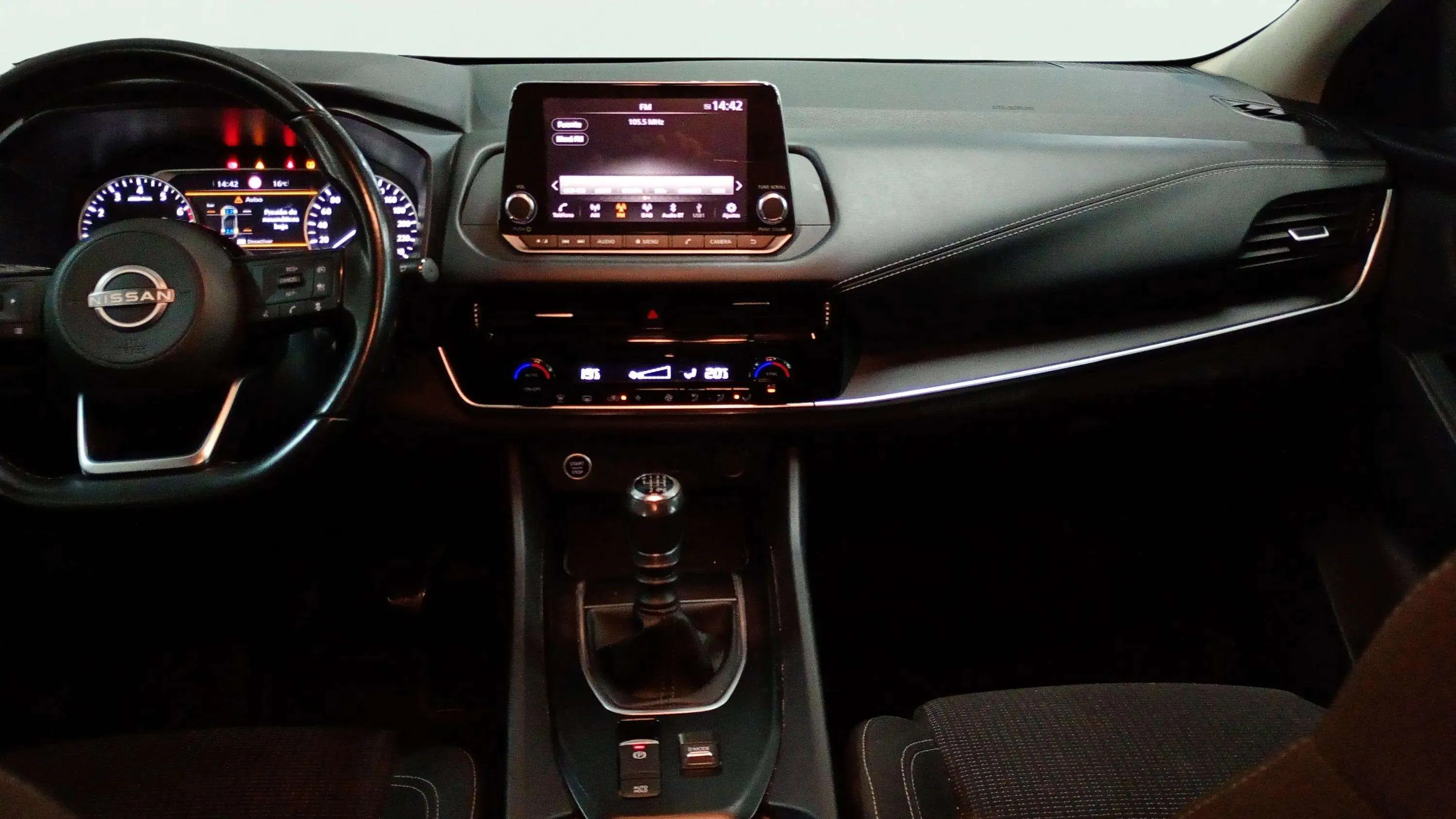 Nissan Qashqai DIG-T mHEV 4x2 Acenta - foto 10