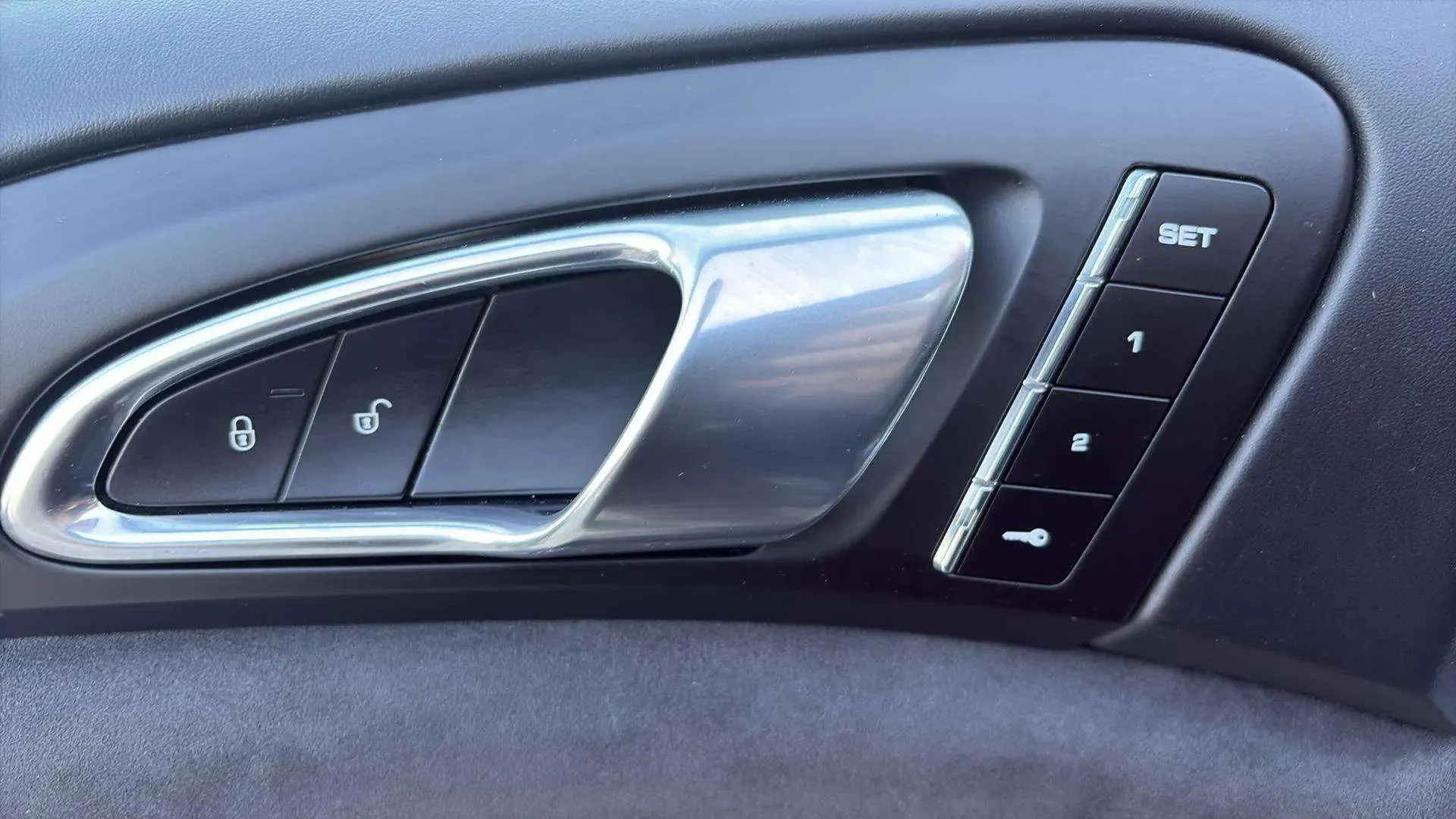 Porsche Cayenne GTS - foto 23