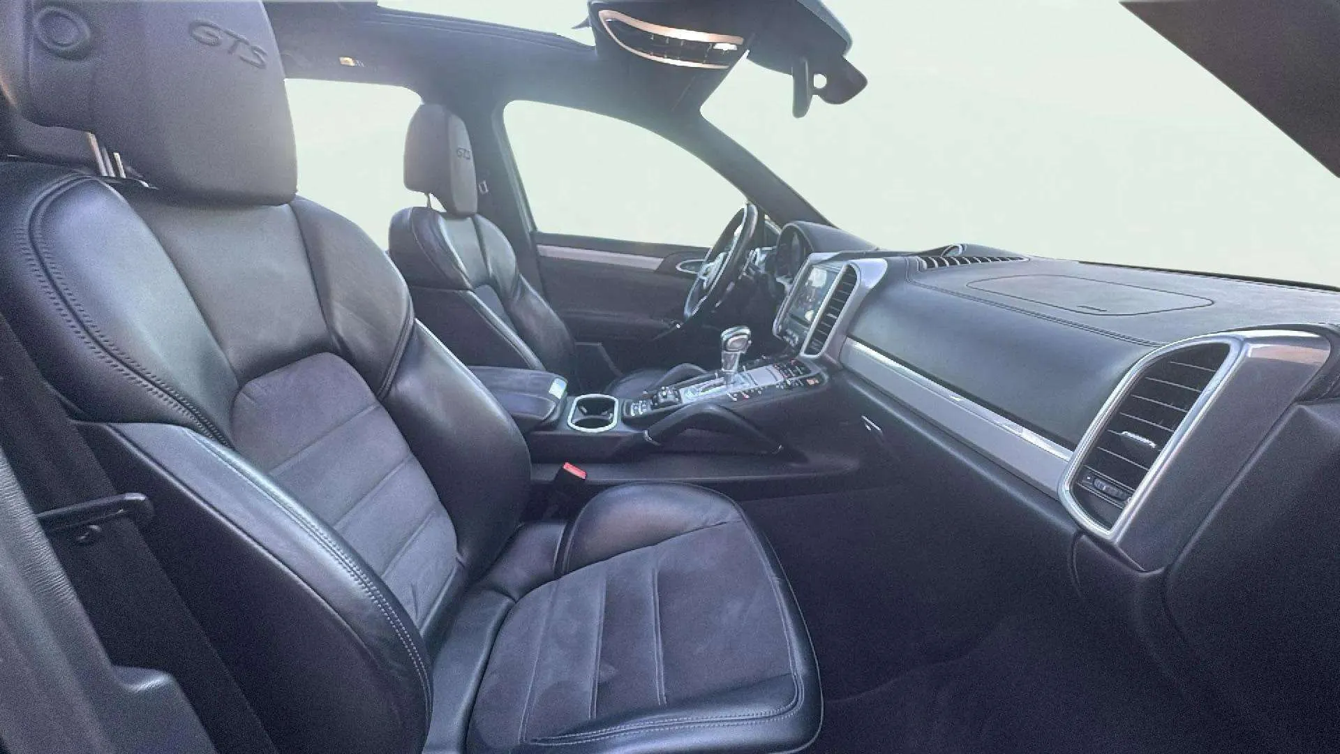 Porsche Cayenne GTS - foto 19