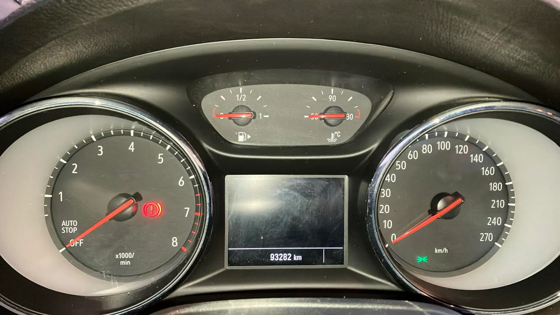 Opel Astra 1.2T SHT Business Elegance - foto 11