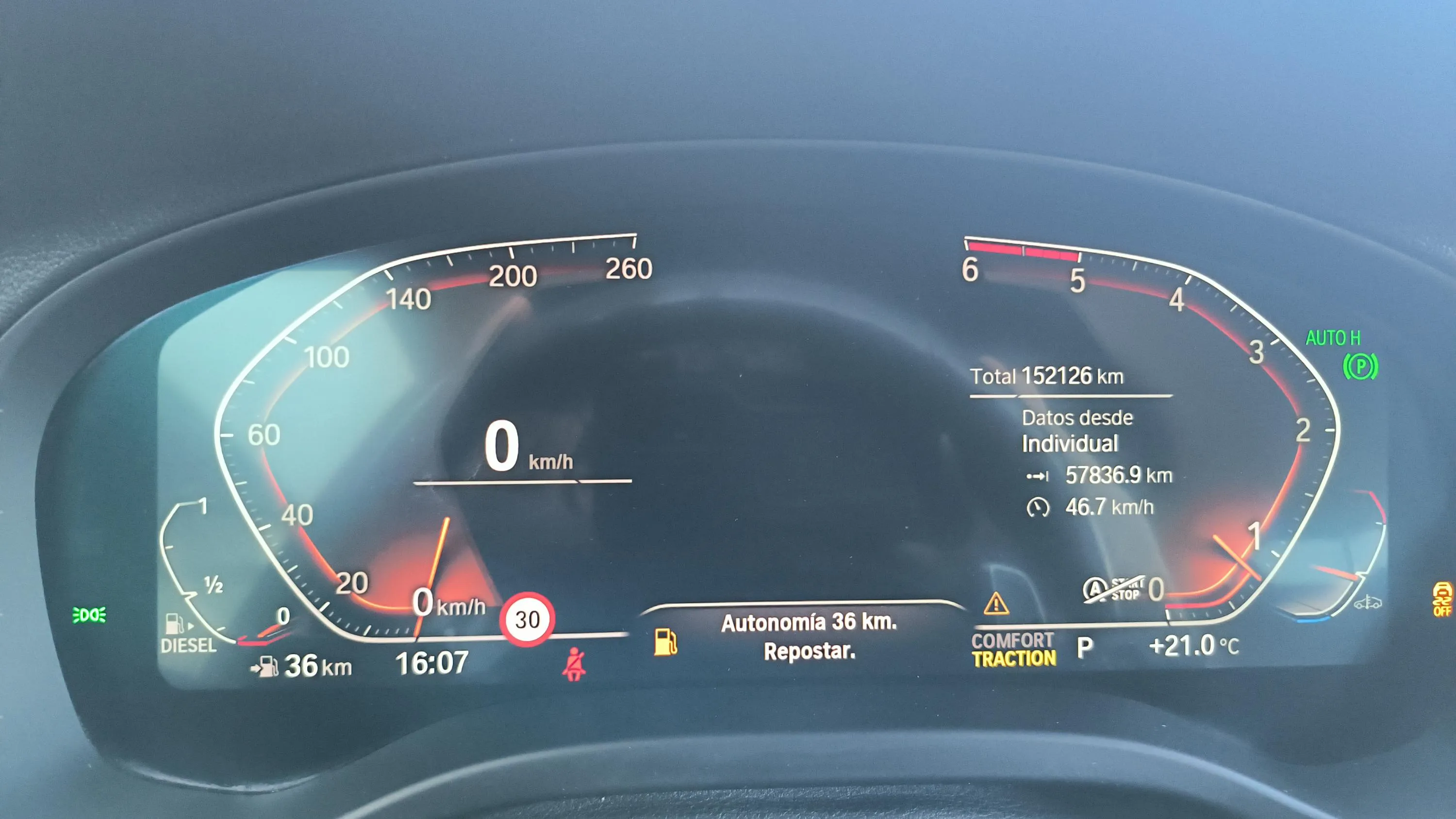 BMW X4 xDrive20d - foto 18