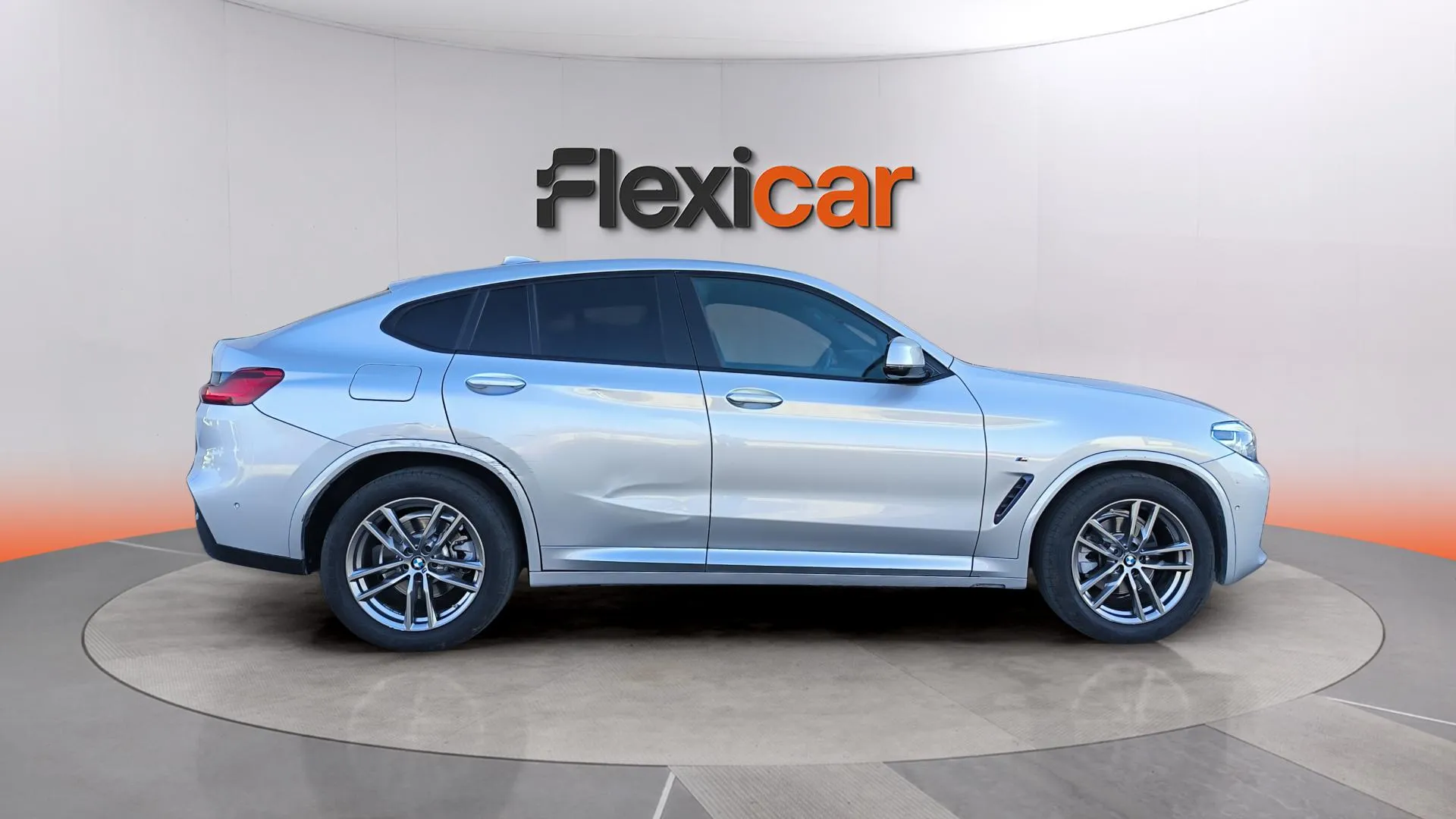 BMW X4 xDrive20d - foto 4