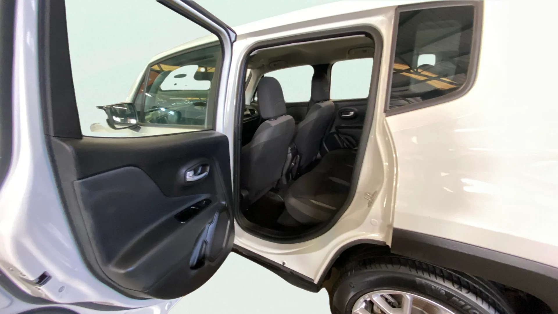 Jeep Renegade Limited 1.6 Mjet Diésel - foto 19