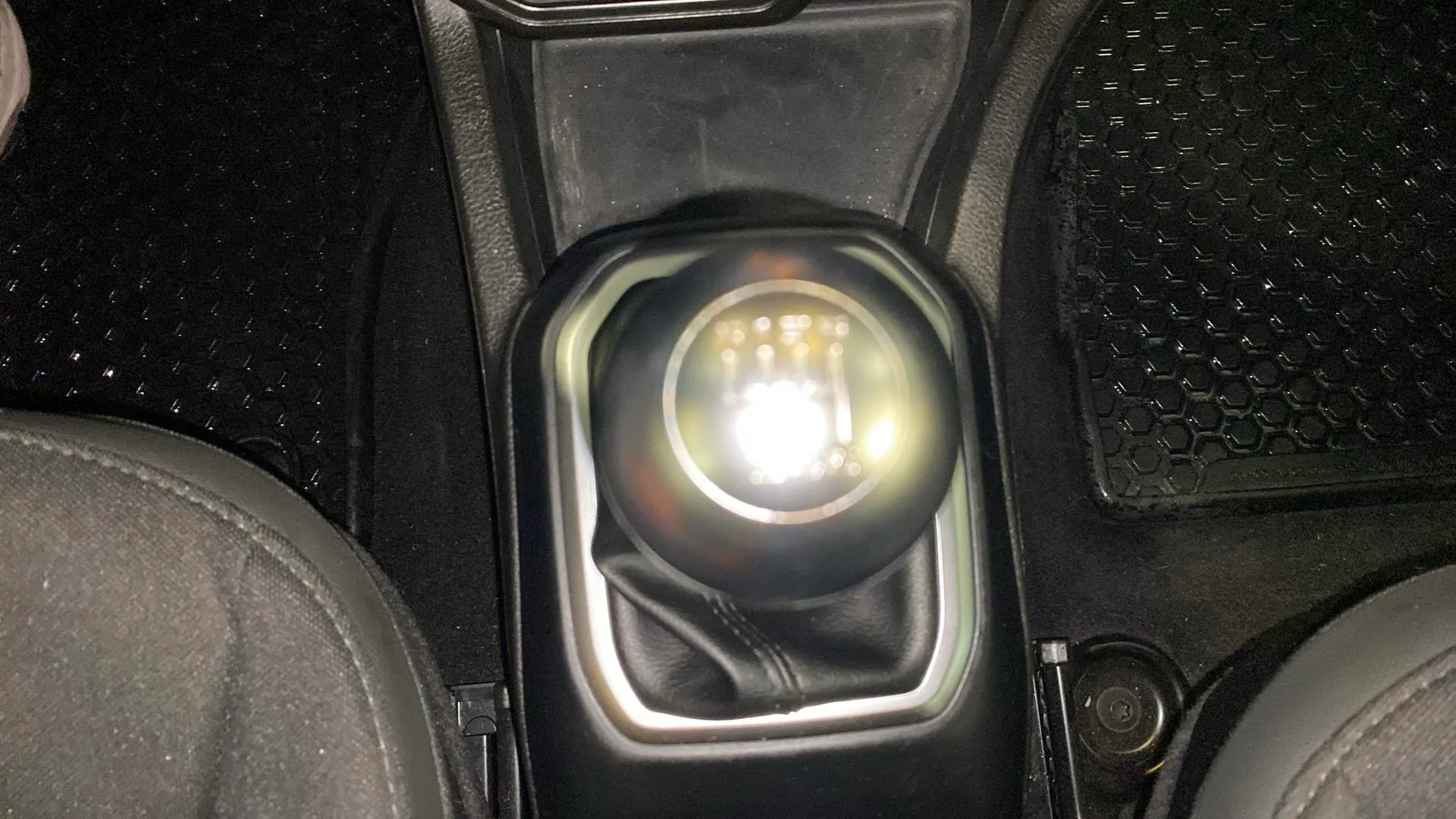 Jeep Renegade Limited 1.6 Mjet Diésel - foto 29