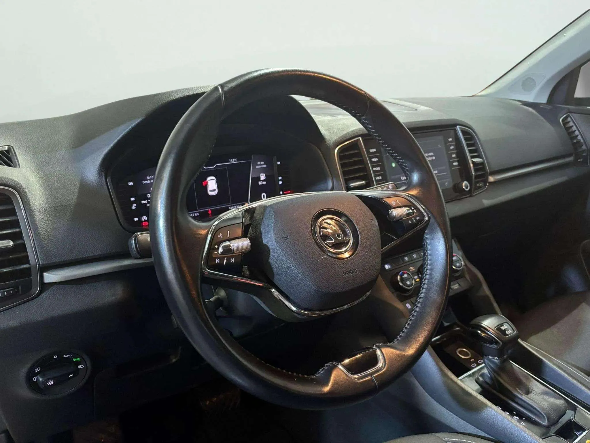 Škoda Karoq 2.0 TDI DSG 4x4 Ambition - foto 6