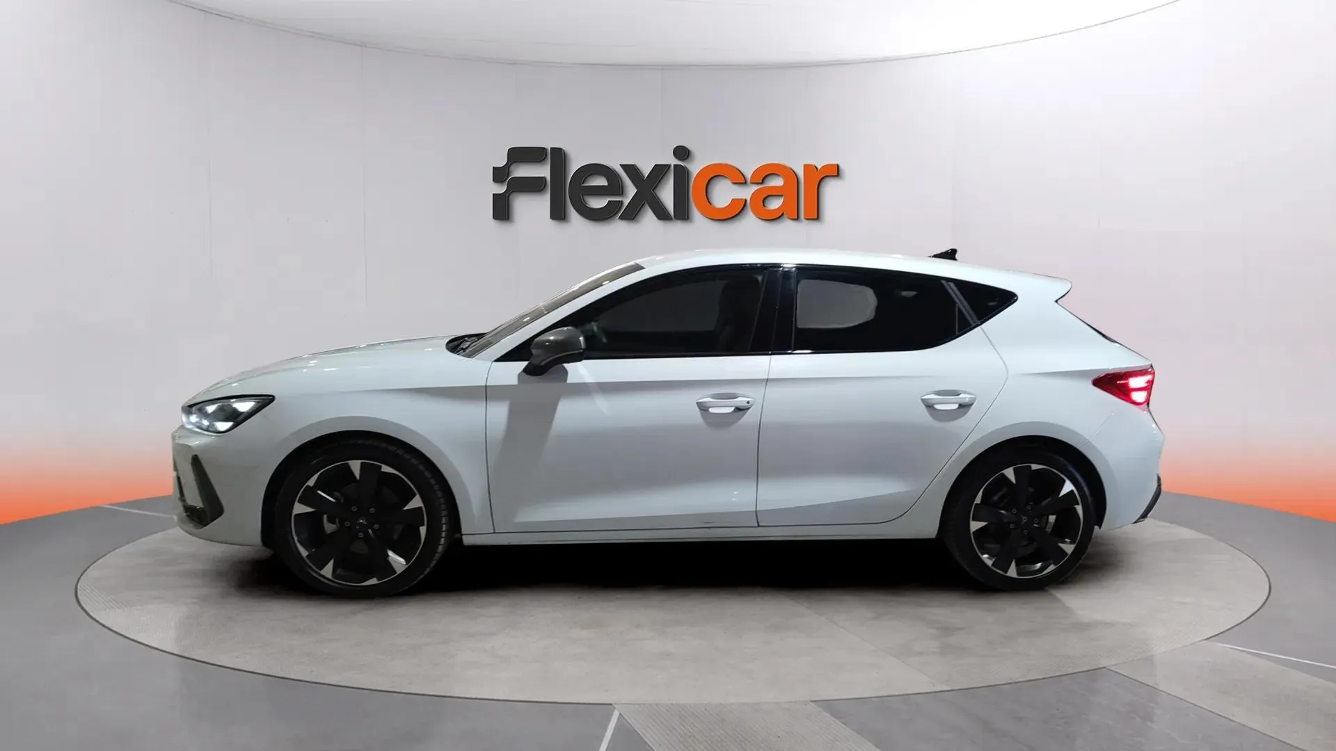 Cupra León 1.5 eTSI DSG - foto 3