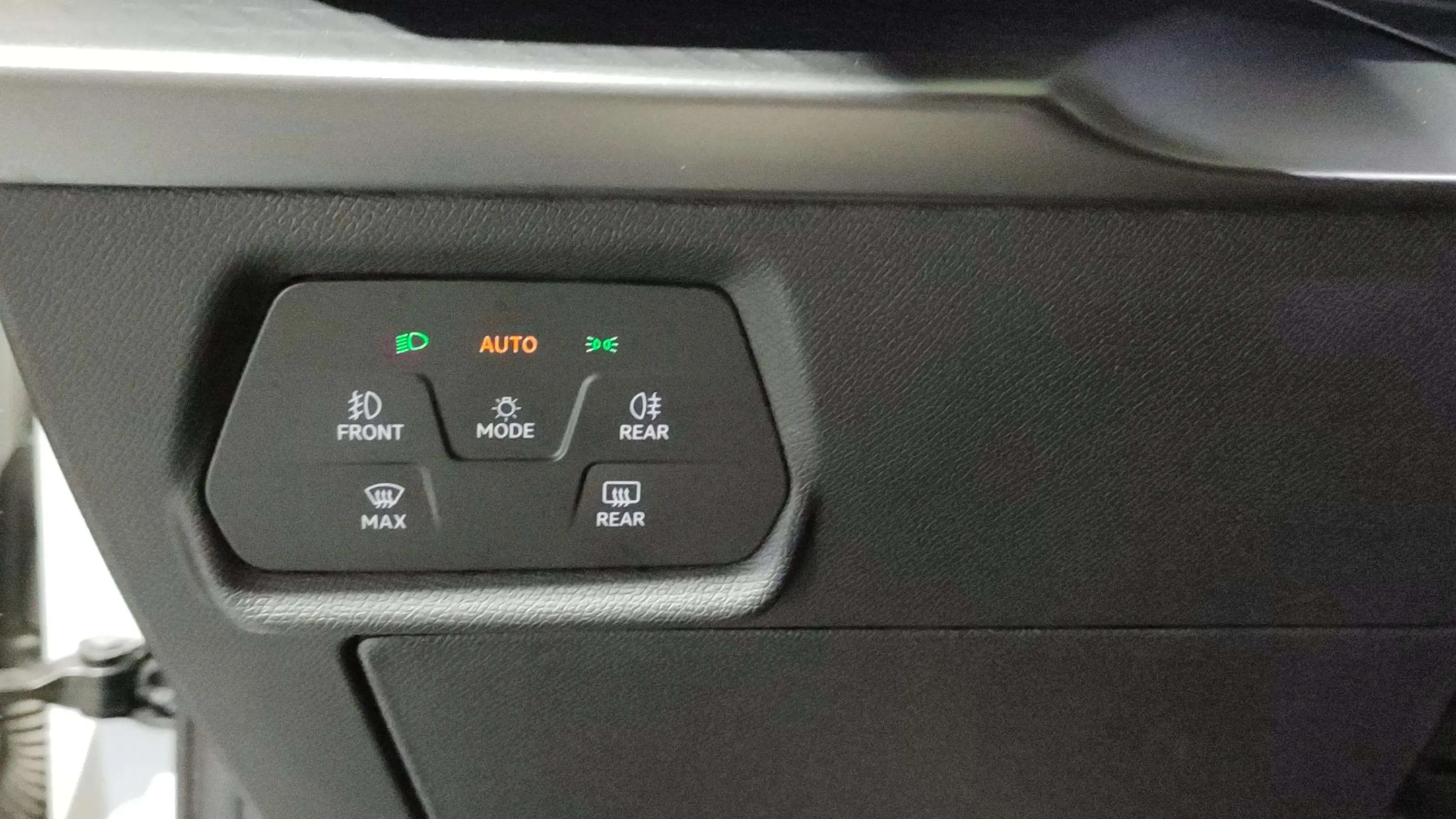 Cupra León 1.5 eTSI DSG - foto 7