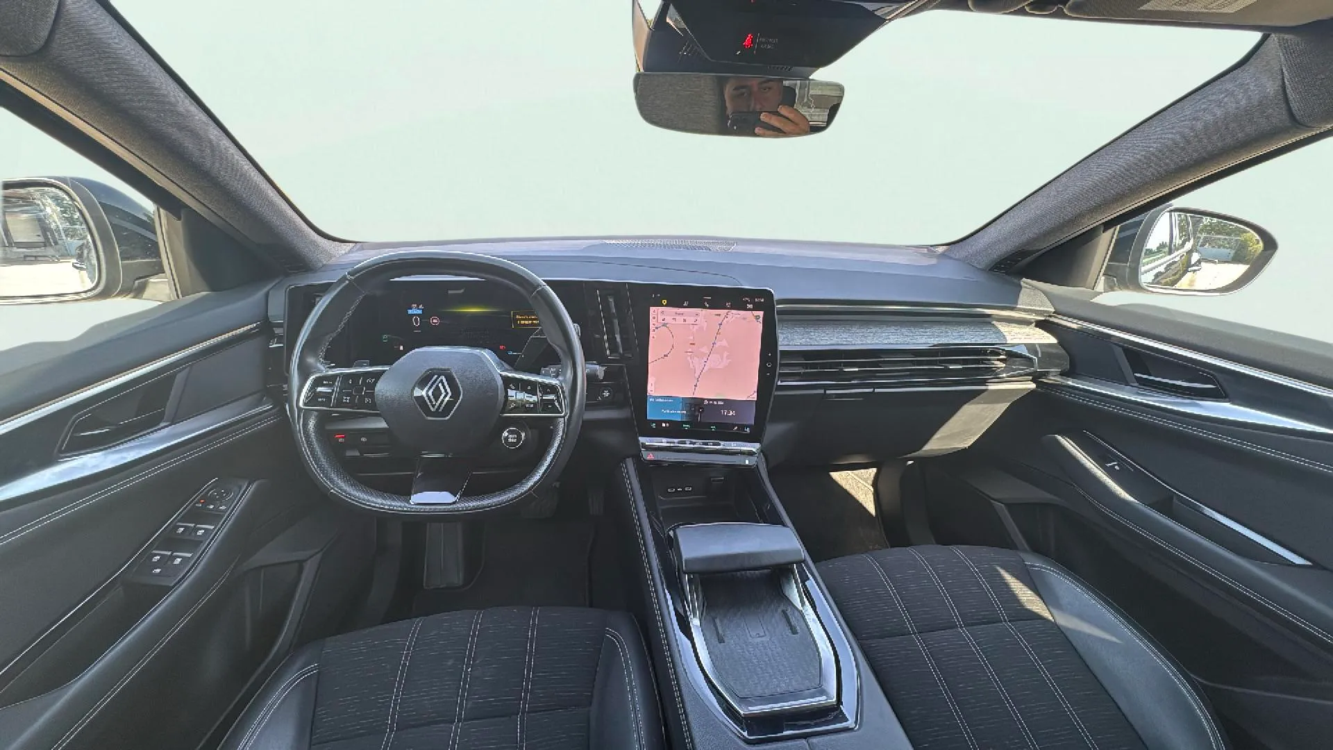 Renault Austral Techno E-Tech Full Hybrid - foto 16