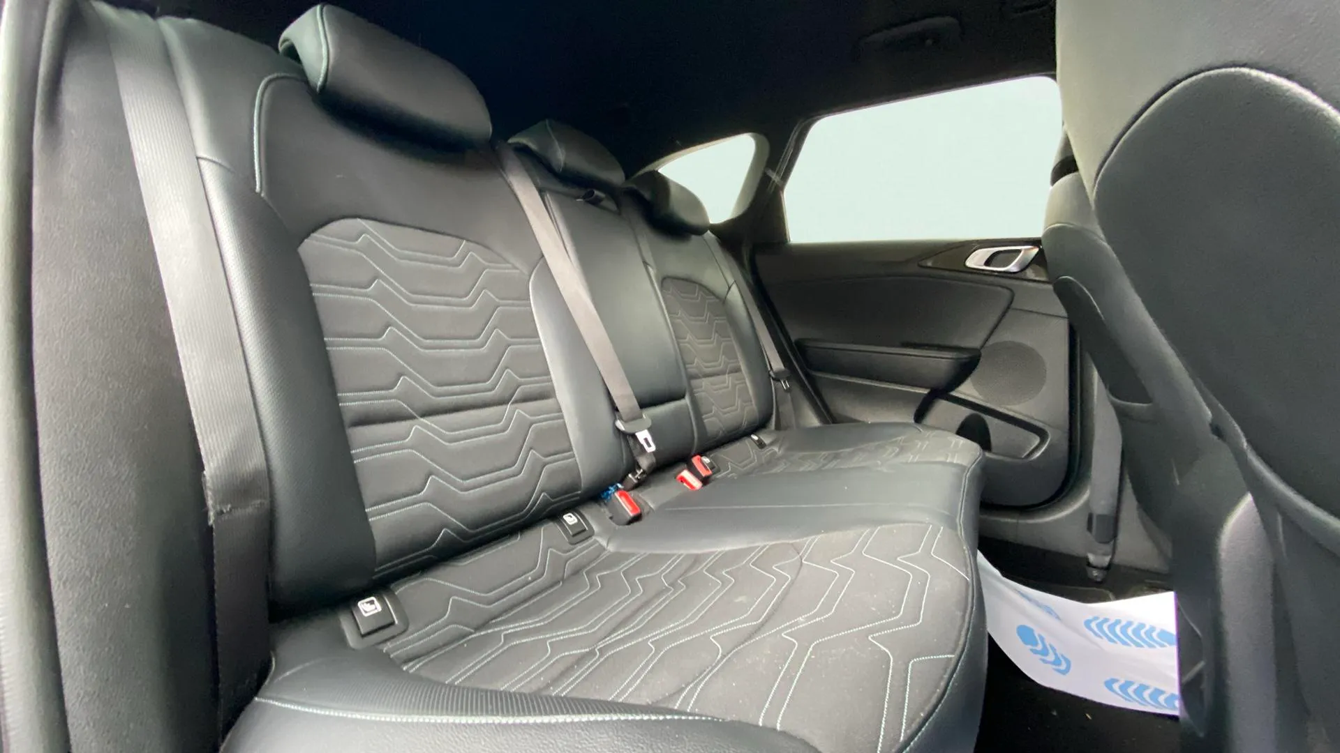Kia Ceed Tourer 1.0 MHEV Tech DCT - foto 14