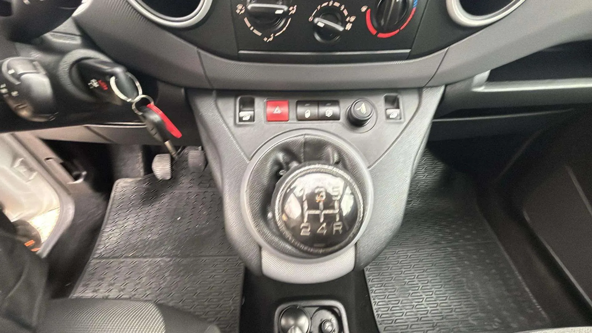Citroën Berlingo Talla M BlueHDi 75 Live - foto 25