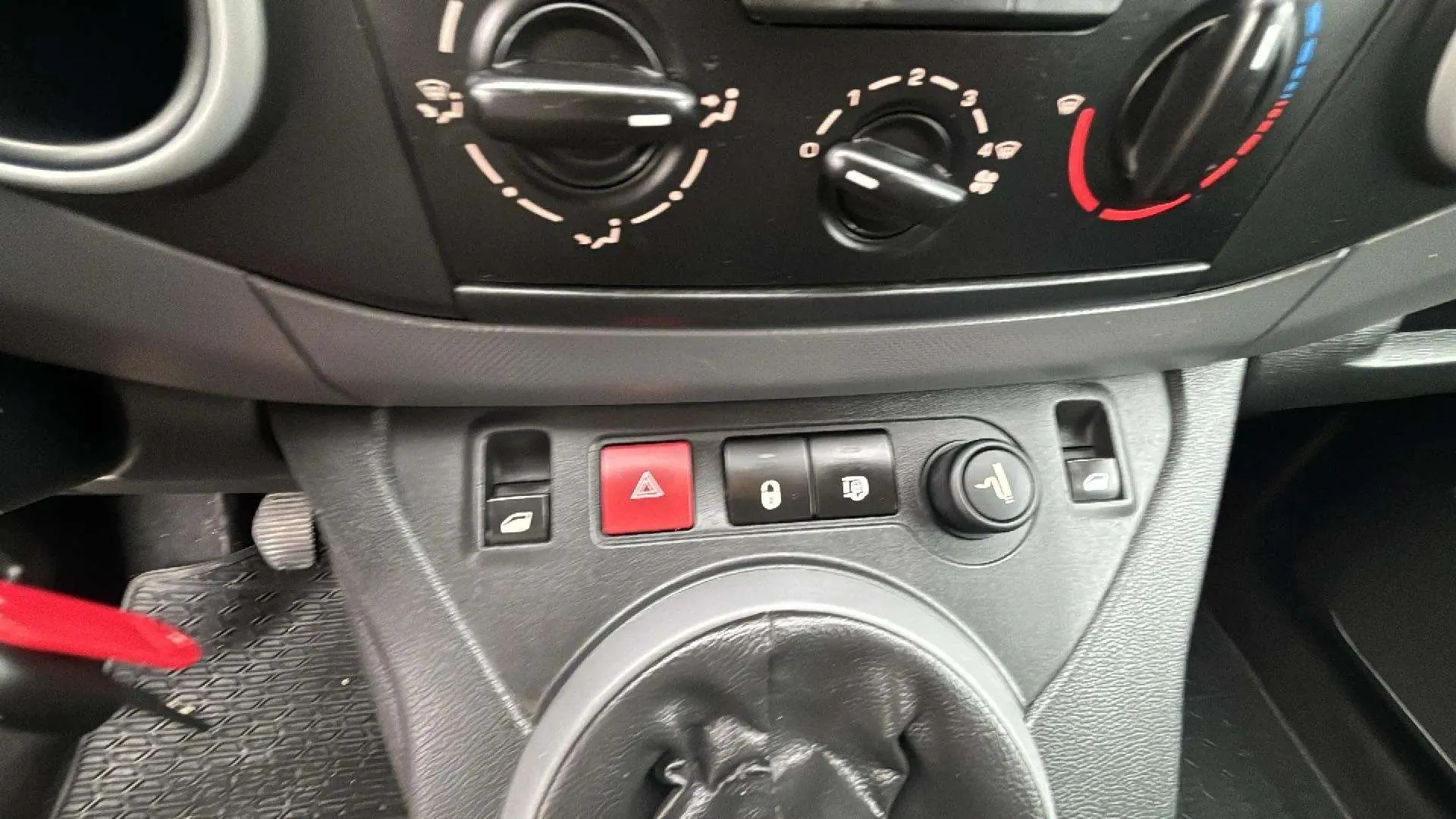 Citroën Berlingo Talla M BlueHDi 75 Live - foto 24