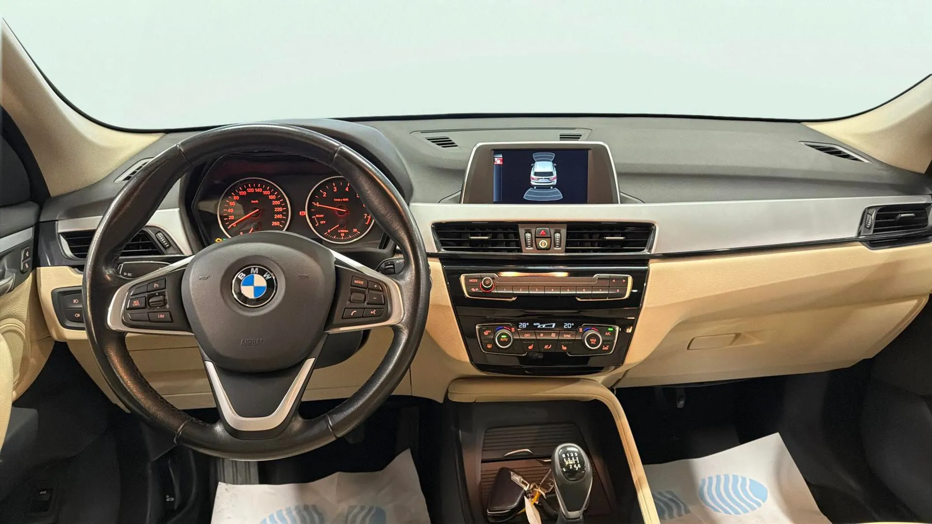 BMW X1 sDrive18i - foto 9