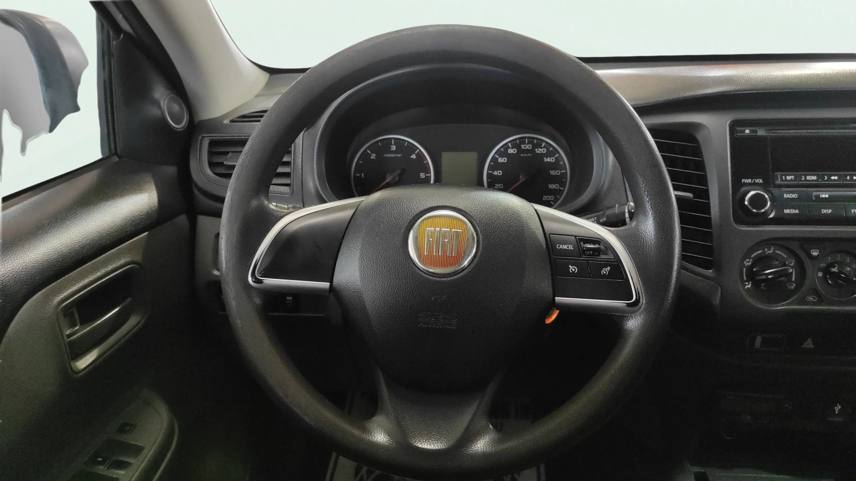 Fiat Fullback 2500 - foto 10