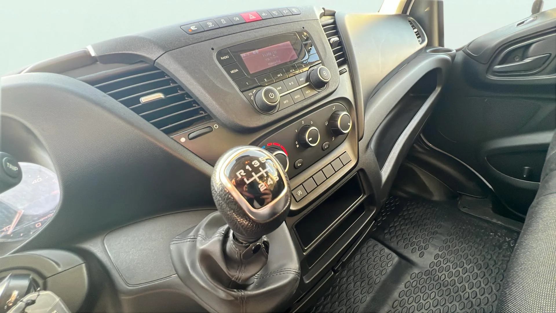 Iveco Daily 35S16 - foto 23