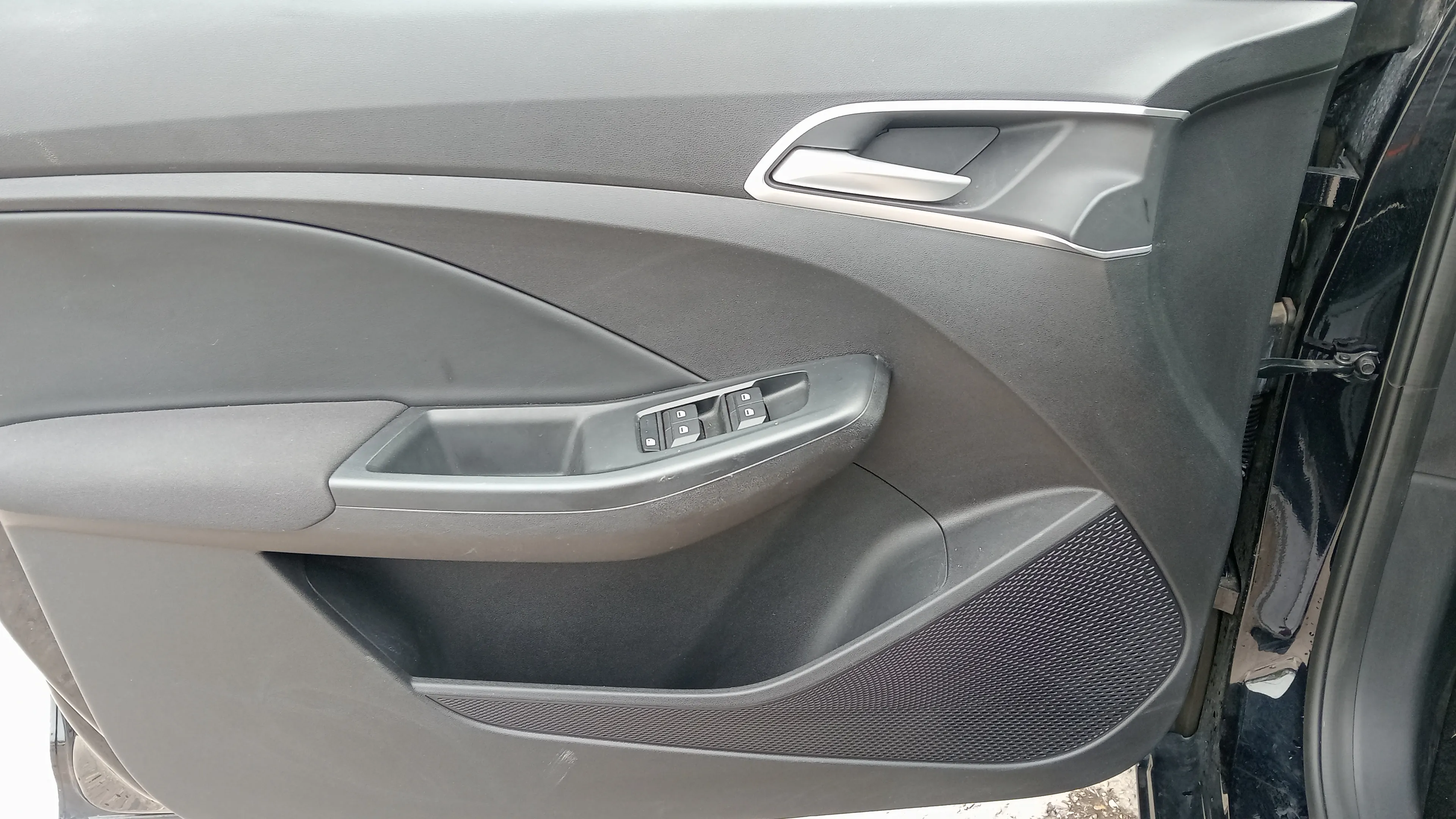 MG MG3 Hybrid+ Standard - foto 19