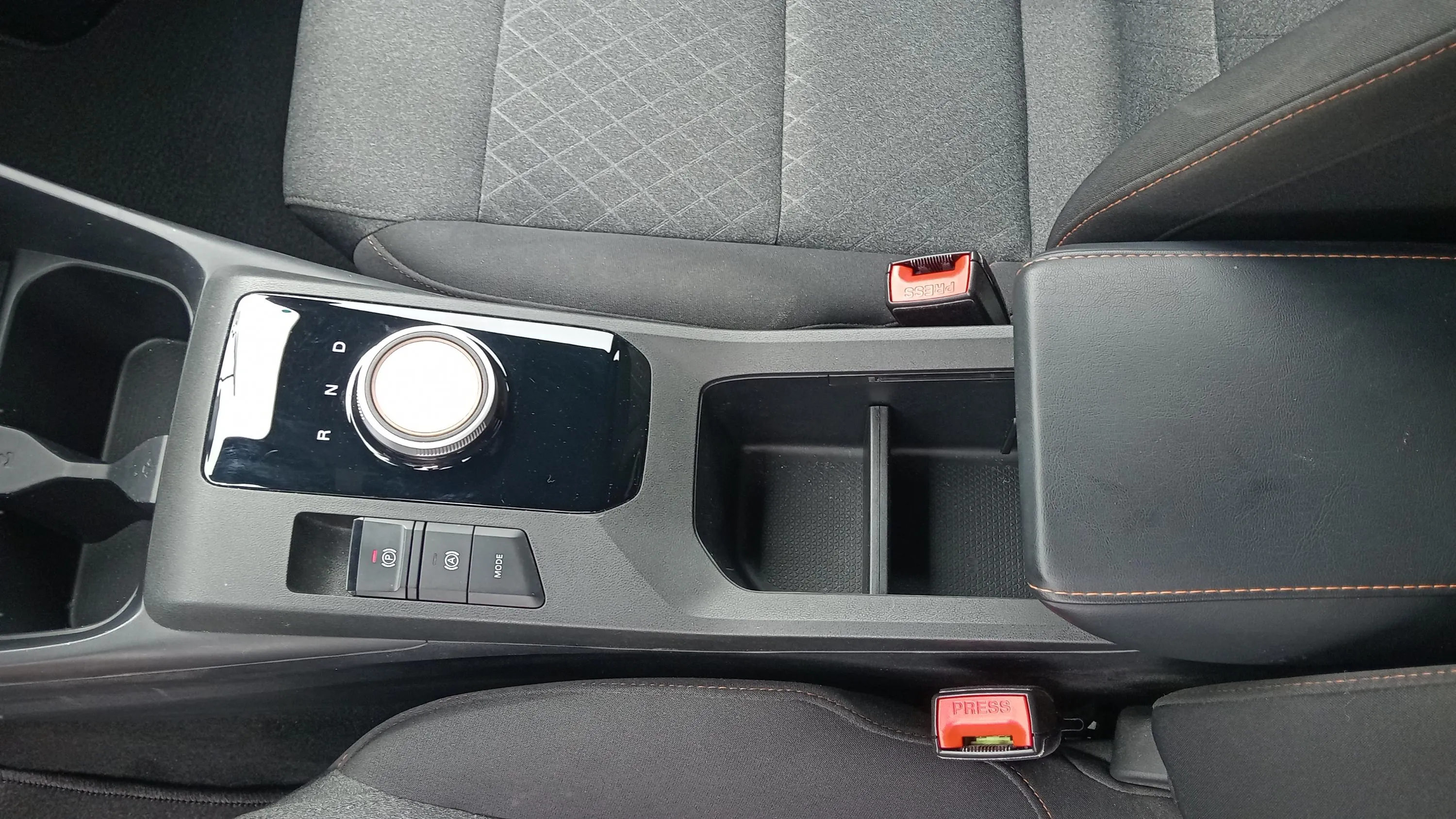 MG MG3 Hybrid+ Standard - foto 21