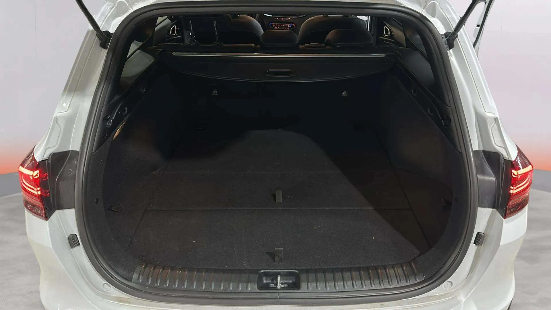 Kia Ceed Tourer 1.0 MHEV Style Edition DCT - foto 9