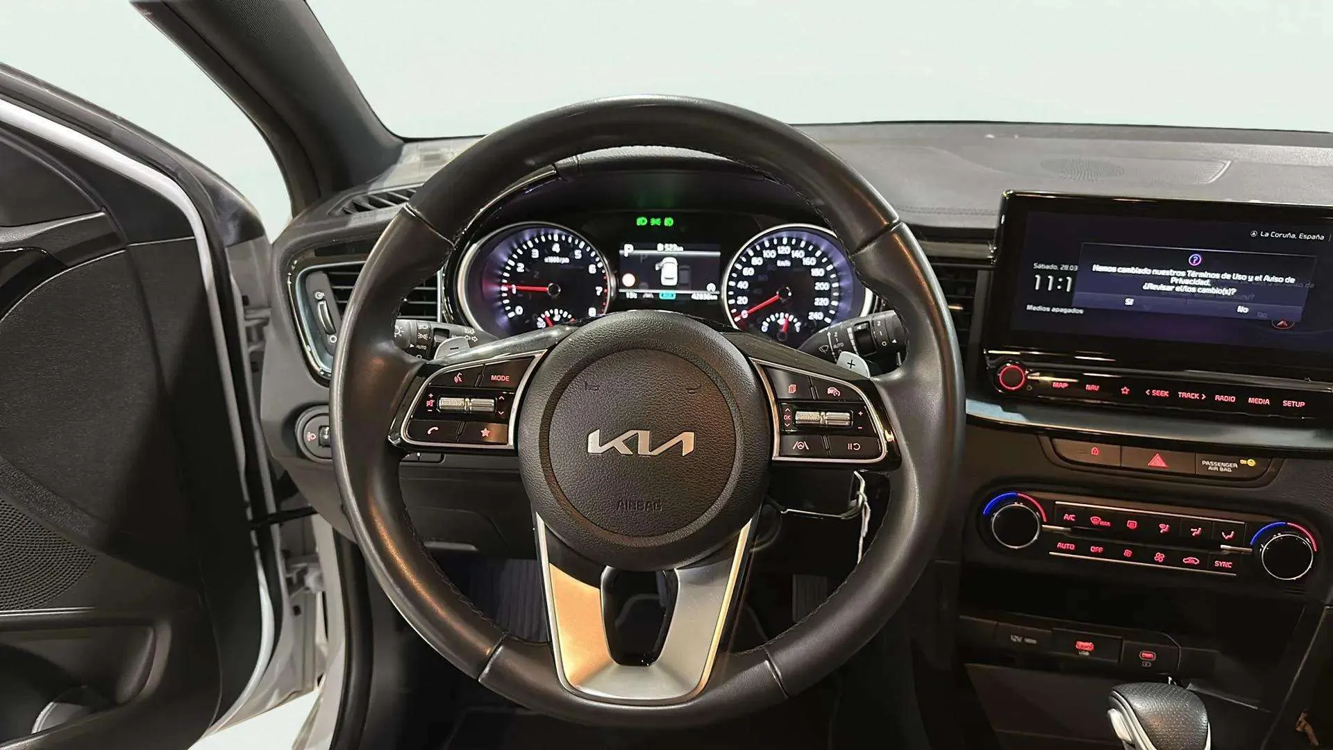 Kia Ceed Tourer 1.0 MHEV Style Edition DCT - foto 11