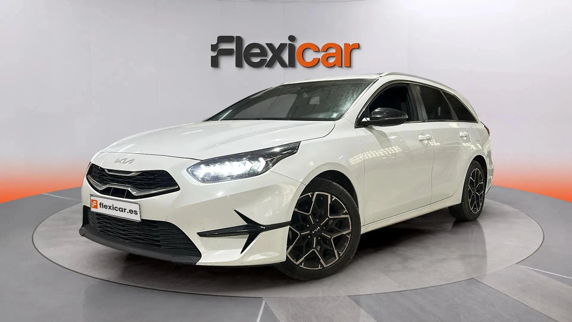 Kia Ceed Tourer 1.0 MHEV Style Edition DCT - foto 8