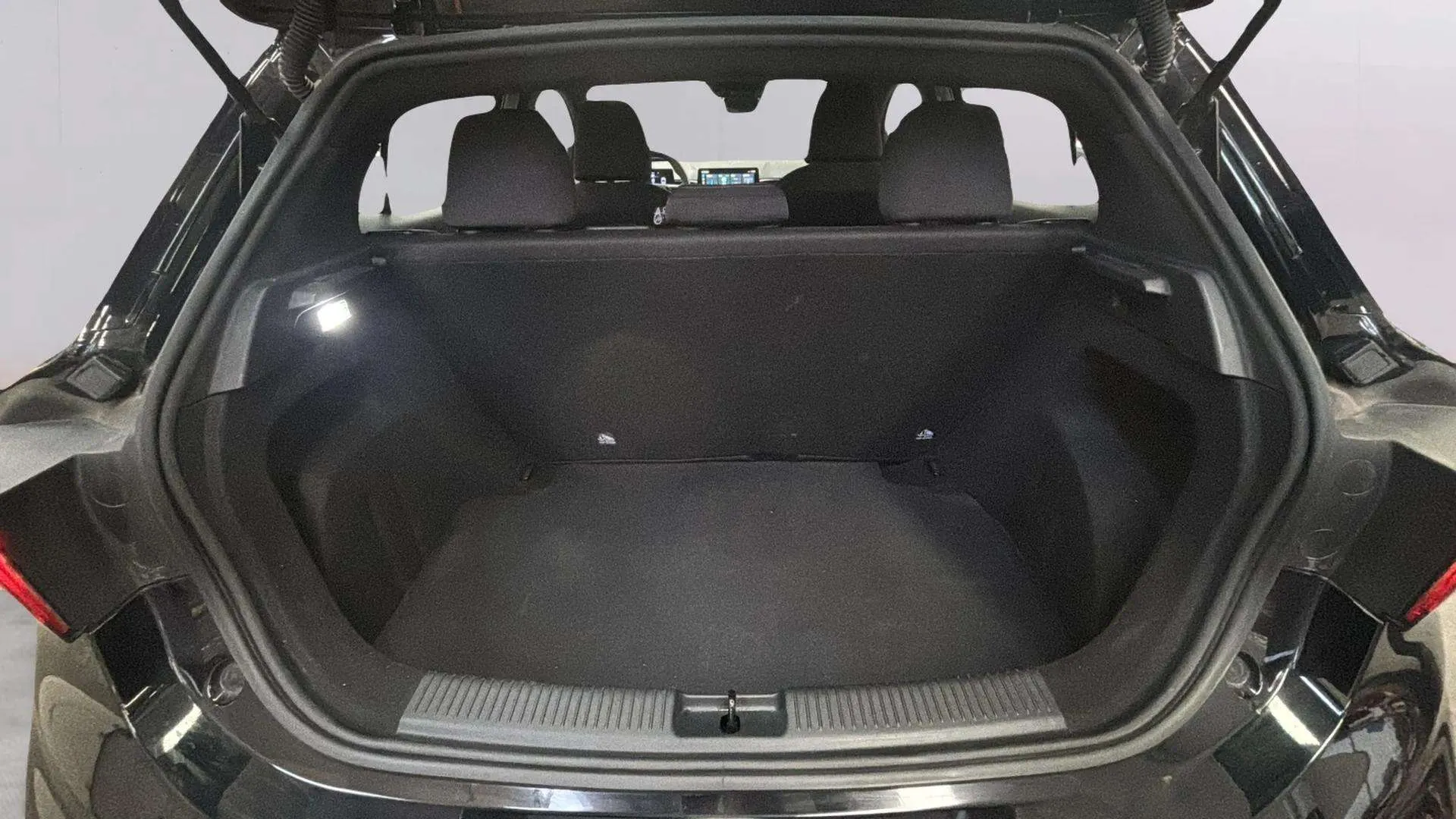 MG MG3 Hybrid+ Standard - foto 8