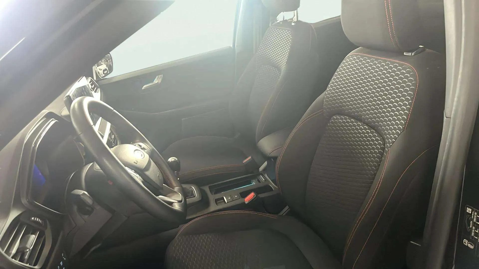 Ford Kuga ST-Line 1.5T EcoBoost - foto 21