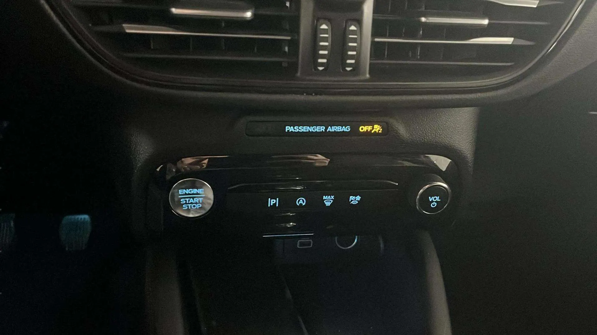 Ford Kuga ST-Line 1.5T EcoBoost - foto 17