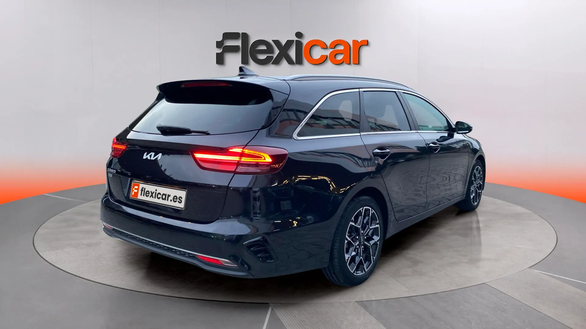 Kia Ceed Tourer 1.0 MHEV Style Edition DCT - foto 6