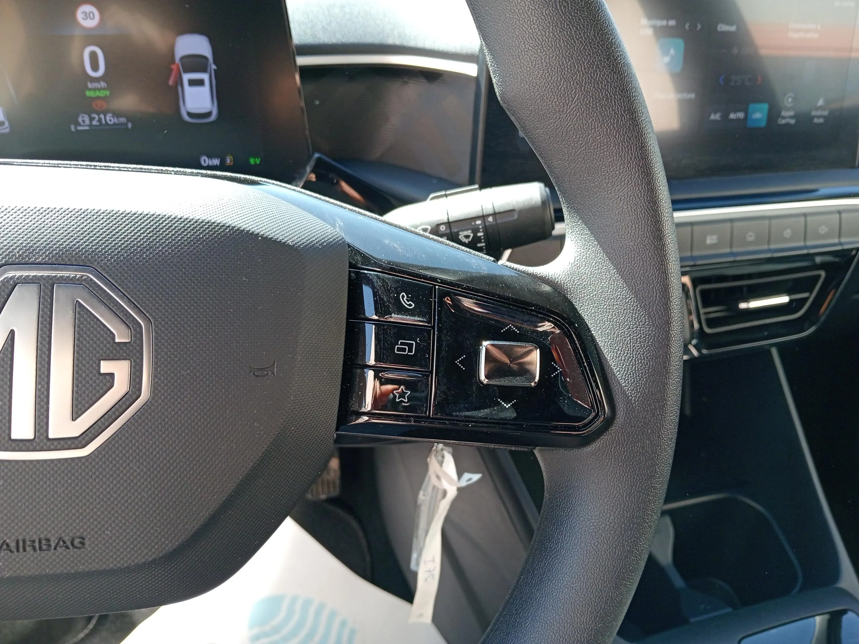 MG MG3 Hybrid+ Standard - foto 12