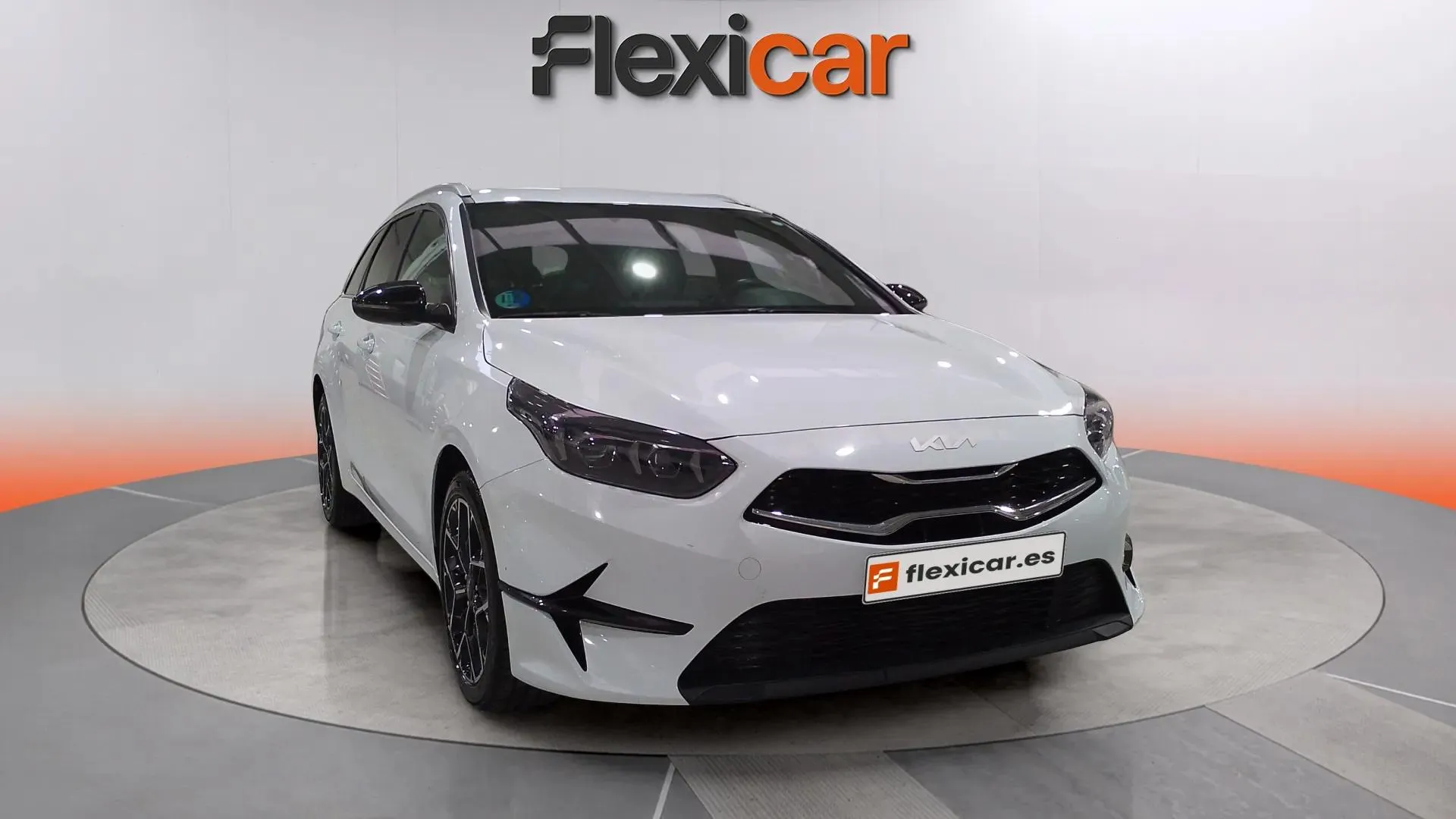 Kia Ceed Tourer 1.0 MHEV Style Edition DCT - foto 2