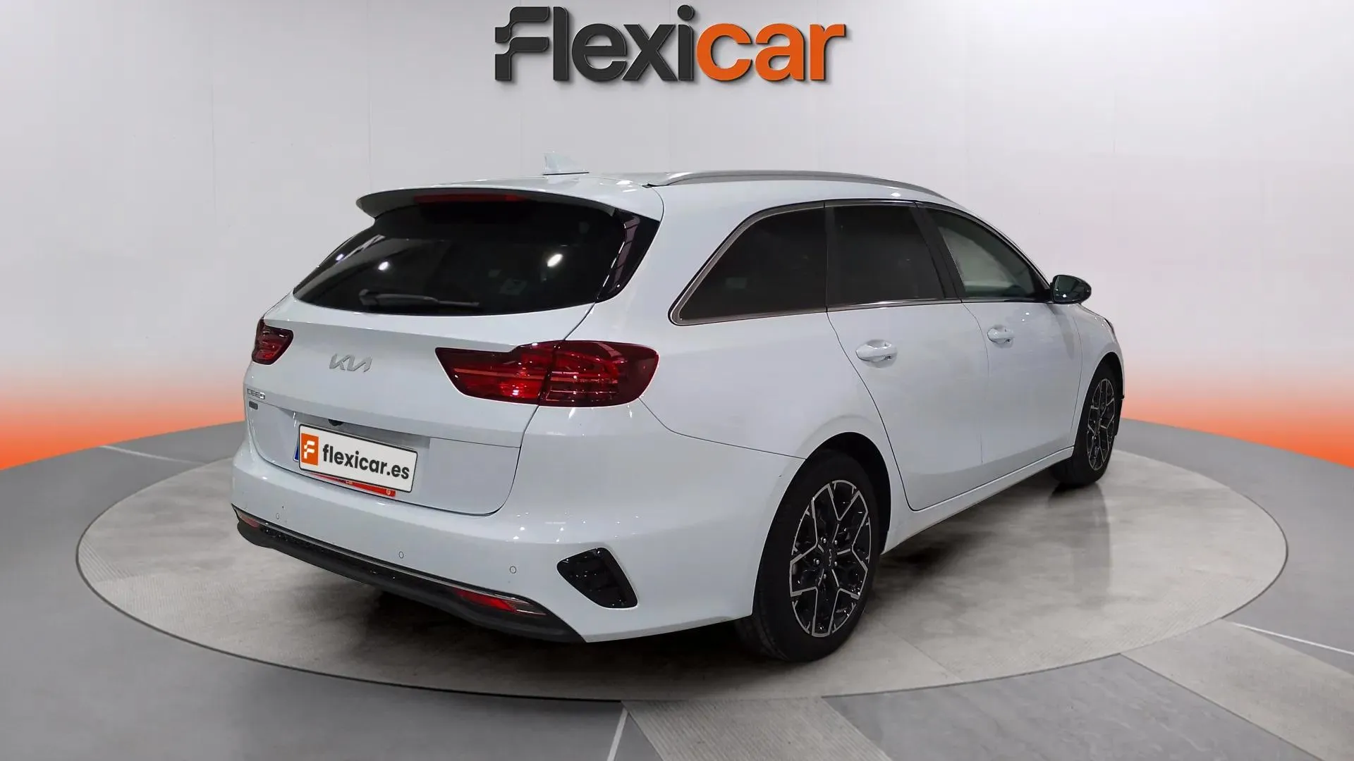Kia Ceed Tourer 1.0 MHEV Style Edition DCT - foto 5