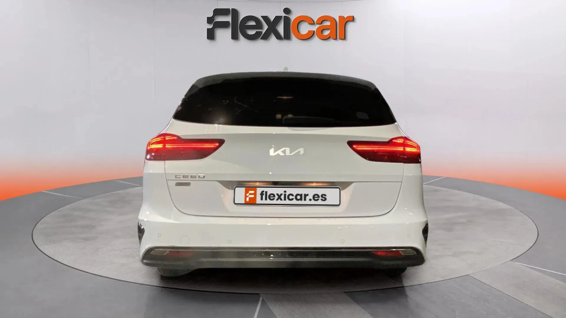Kia Ceed Tourer 1.0 MHEV Style Edition DCT - foto 10