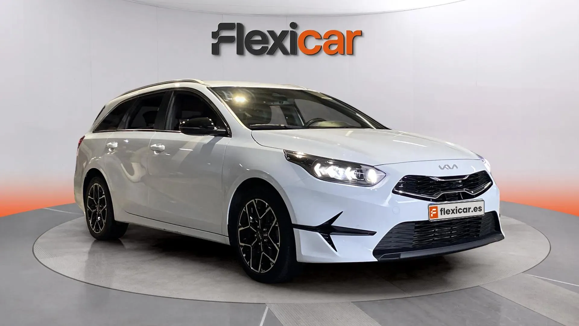 Kia Ceed Tourer 1.0 MHEV Style Edition DCT - foto 36