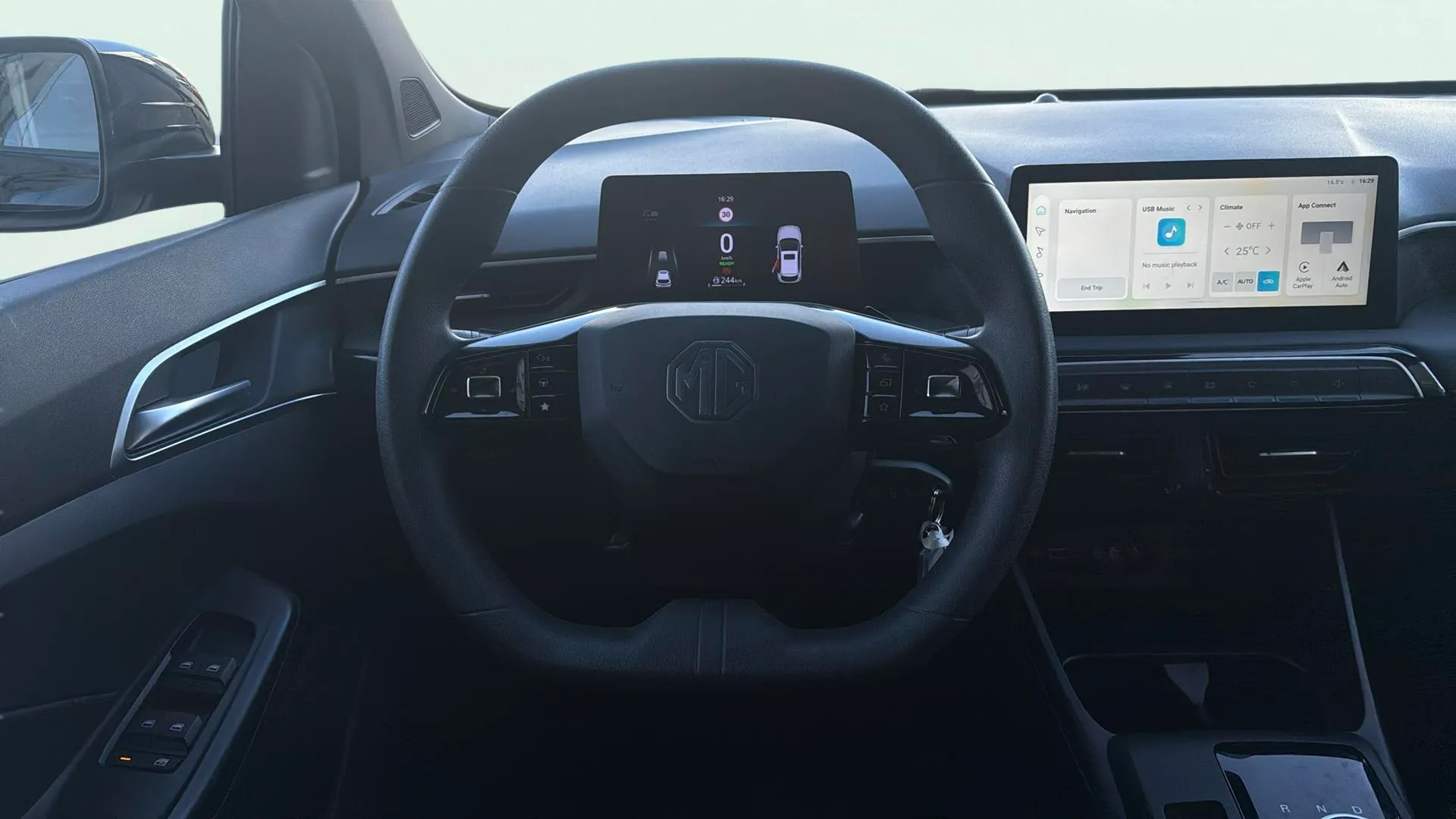 MG MG3 Hybrid+ Standard - foto 12