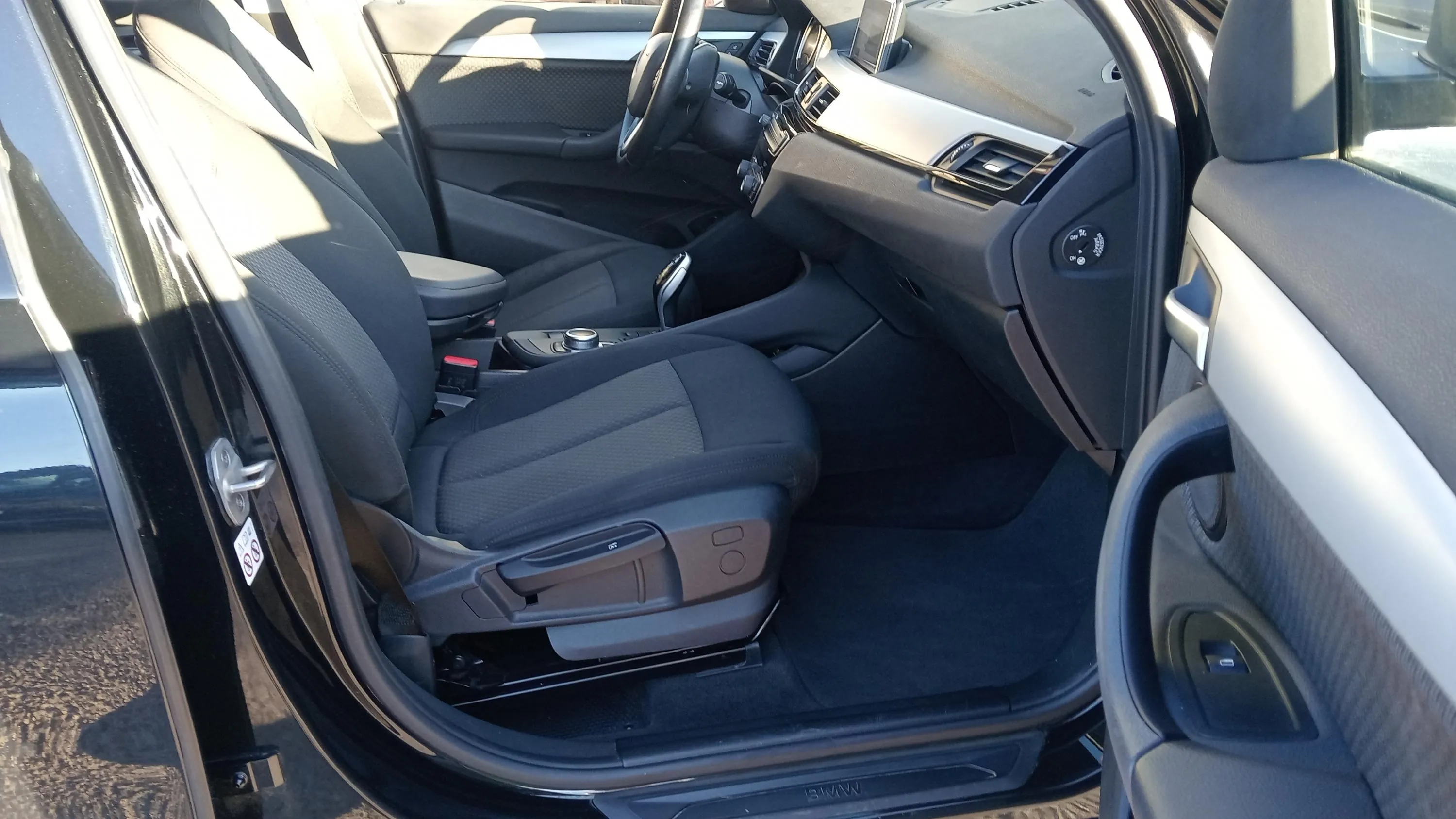 BMW X1 sDrive18d - foto 17