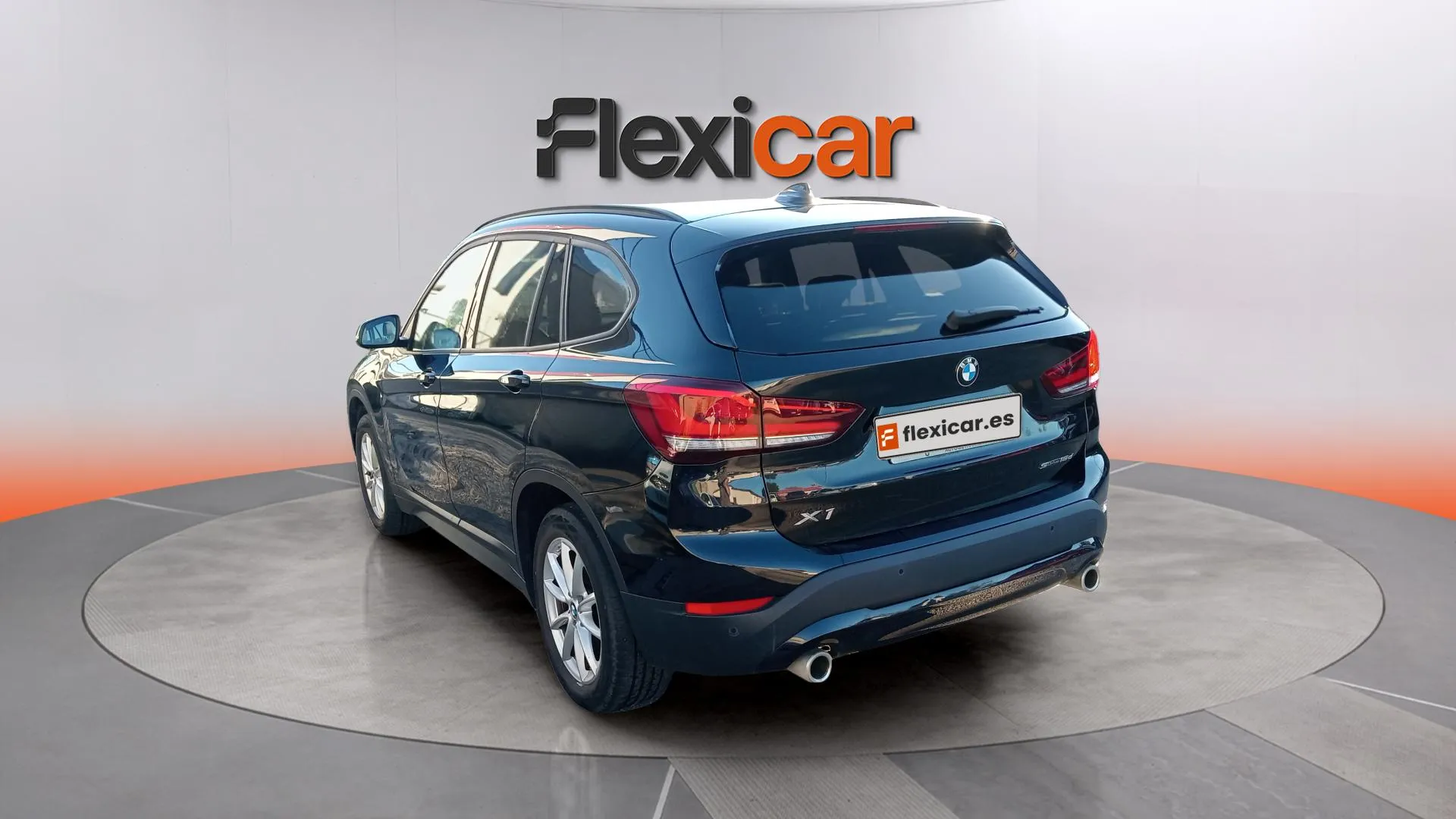 BMW X1 sDrive18d - foto 7