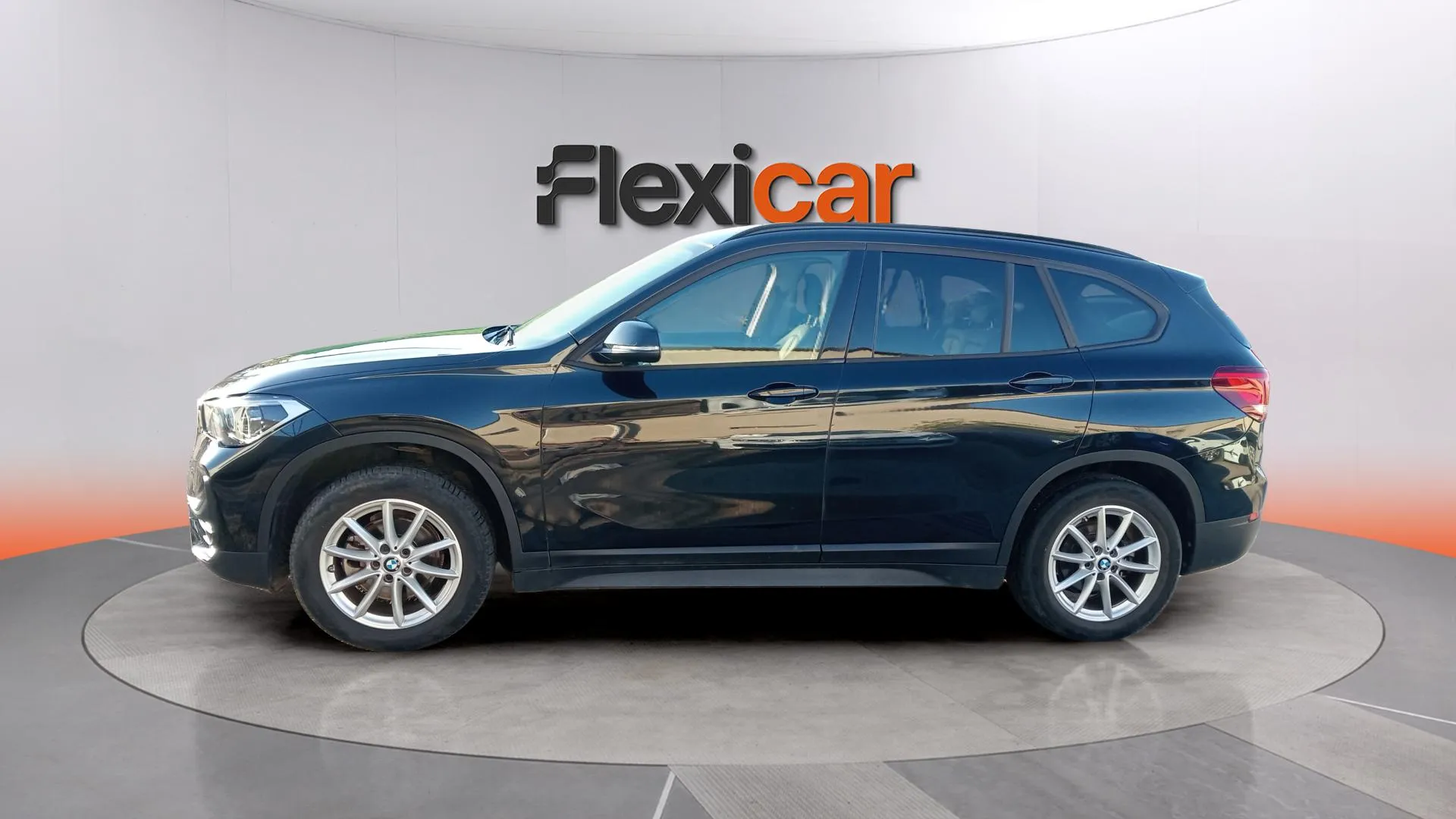 BMW X1 sDrive18d - foto 6