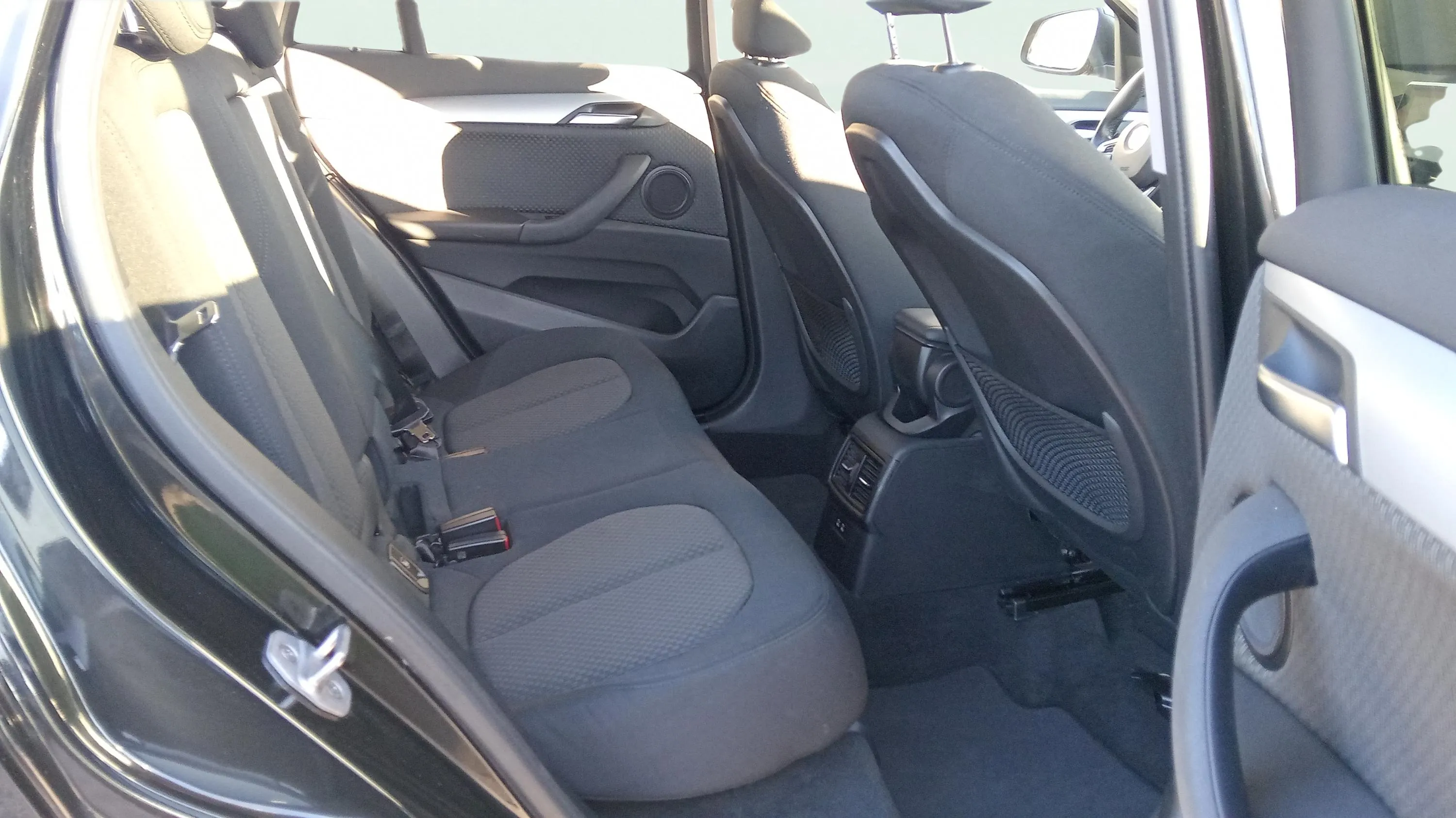 BMW X1 sDrive18d - foto 18