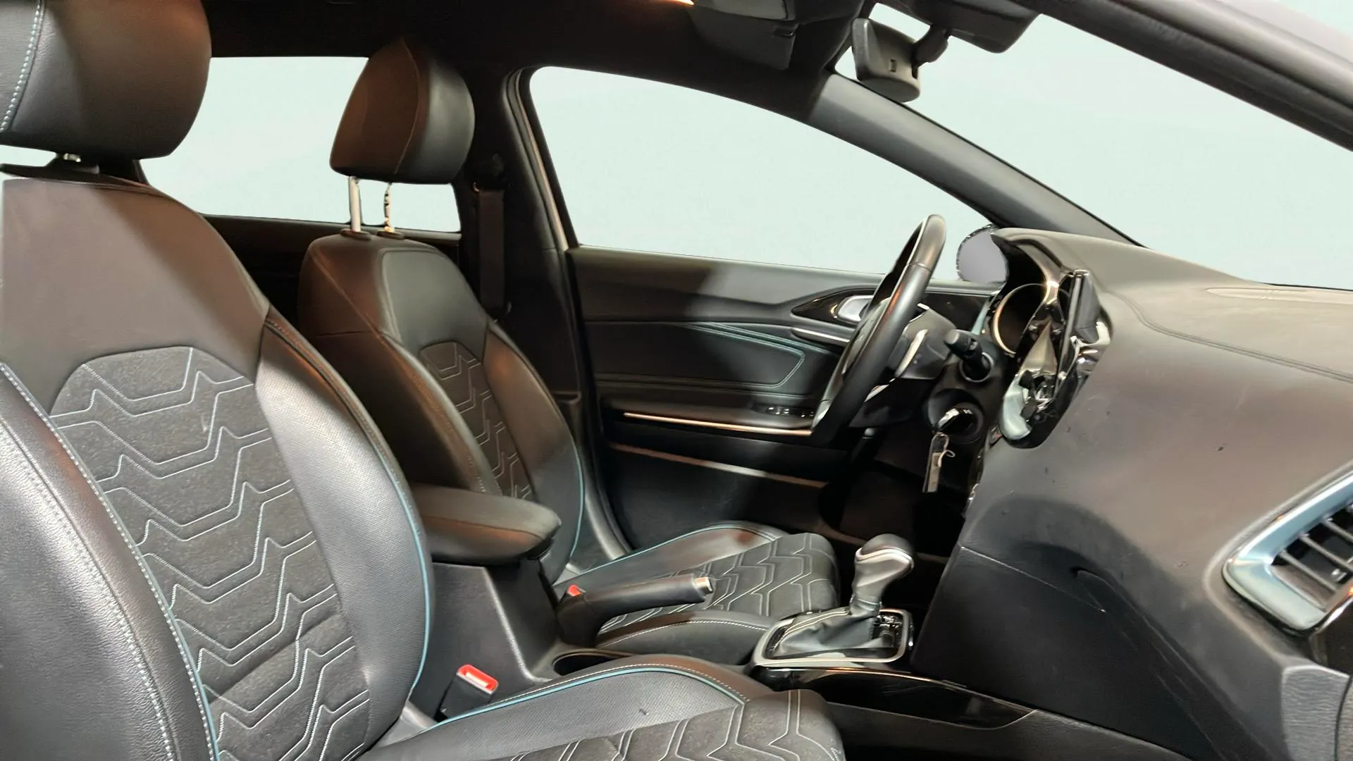 Kia Ceed 1.0 MHEV Style Edition DCT - foto 17