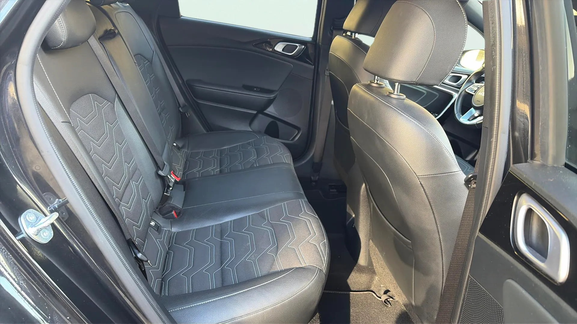 Kia Ceed Tourer 1.0 MHEV Style Edition DCT - foto 13