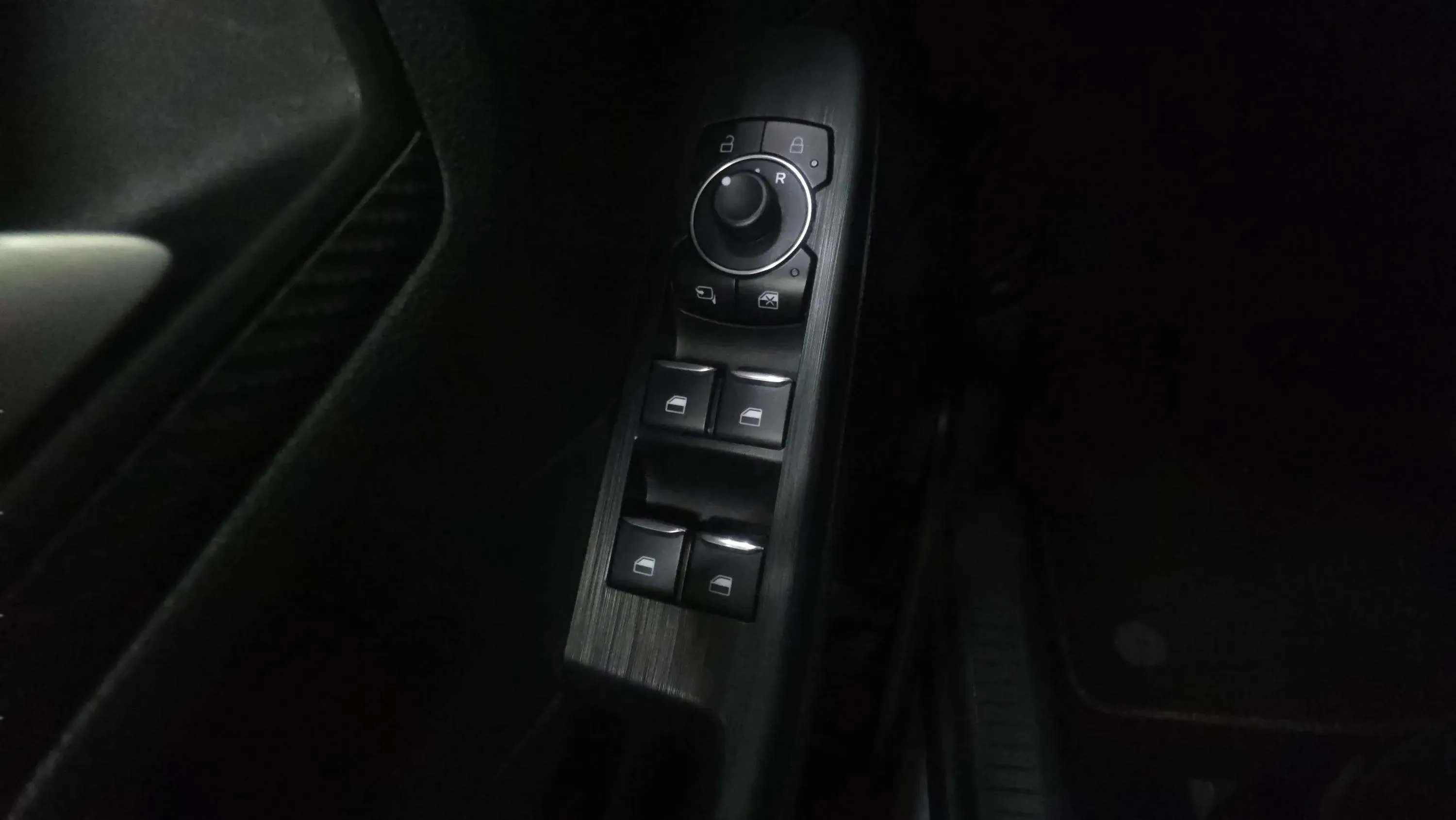 Ford Kuga ST-Line 1.5T EcoBoost - foto 20