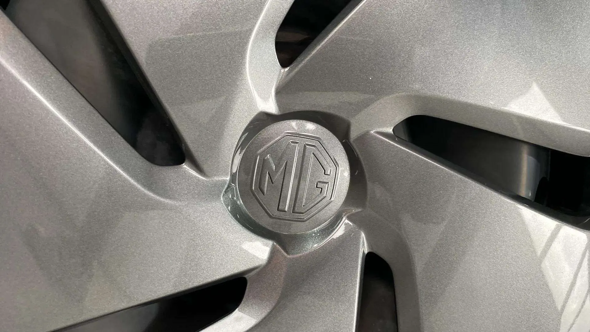 MG MG3 Hybrid+ Standard MY24 - foto 17