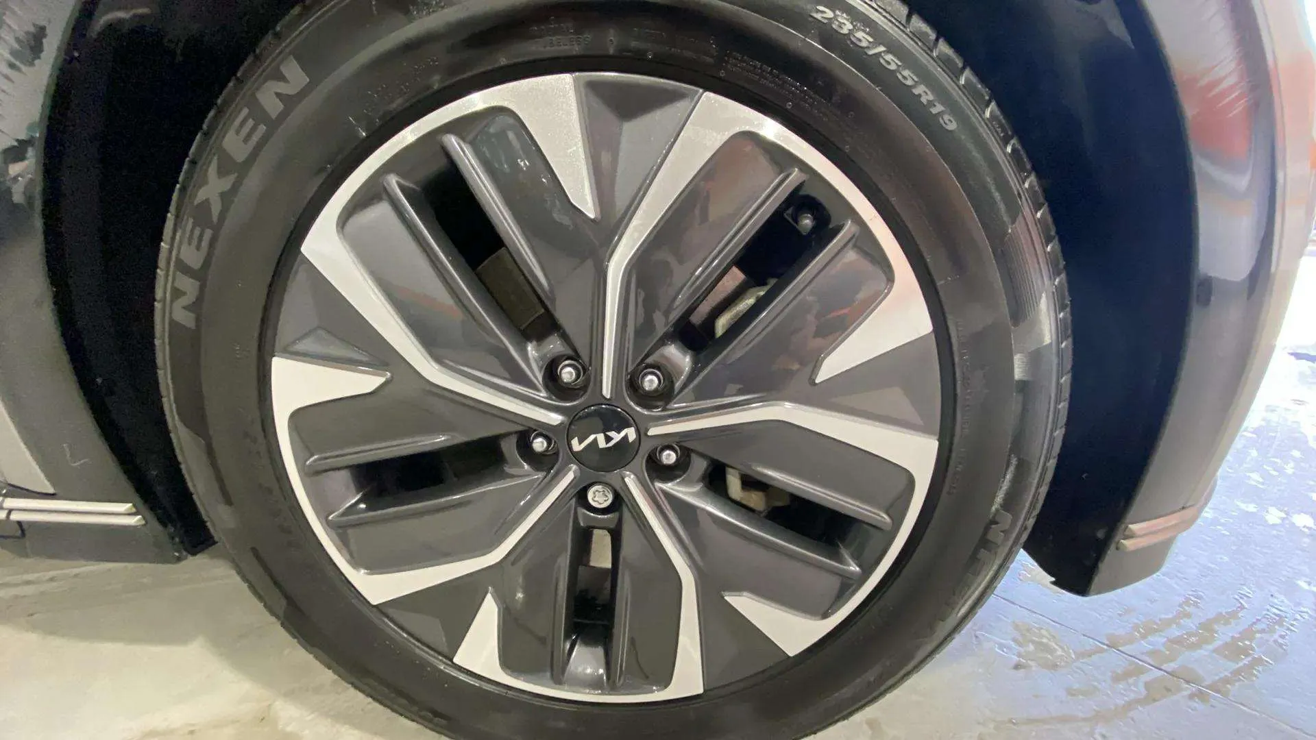 Kia EV6 Air 77,4kWh RWD (Long Range) - foto 20