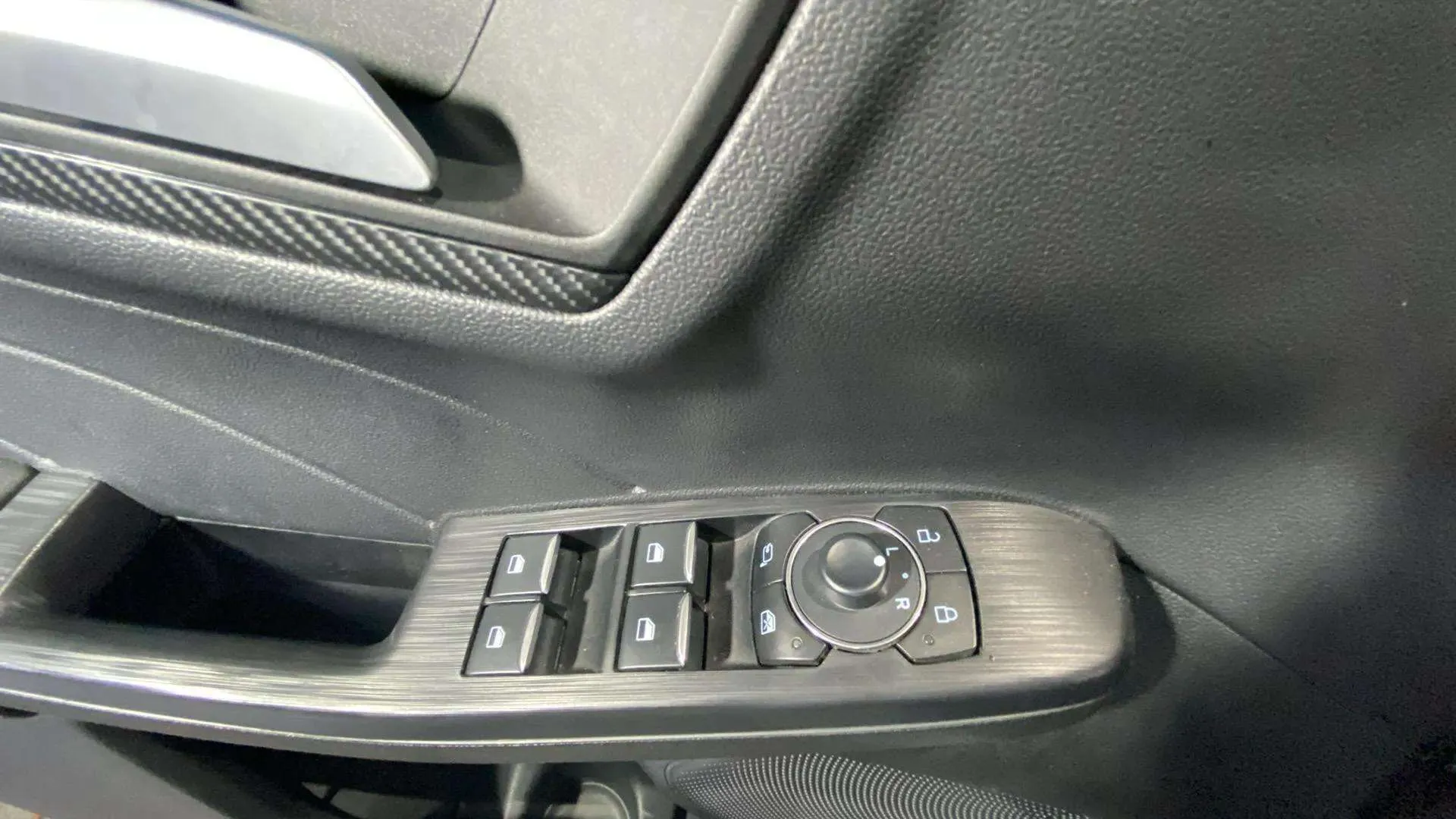 Ford Kuga ST-Line 1.5T EcoBoost - foto 26