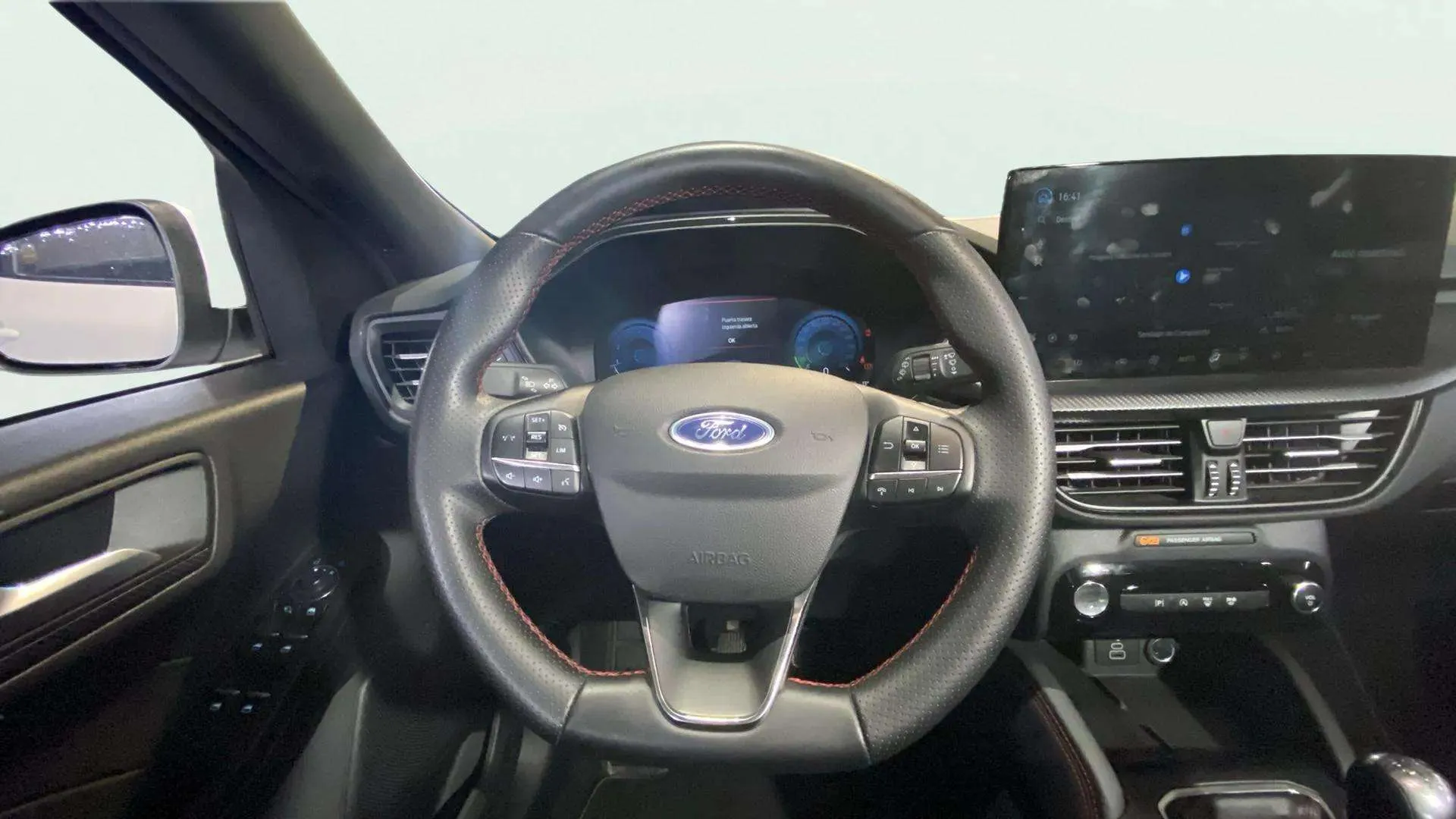Ford Kuga ST-Line 1.5T EcoBoost - foto 12