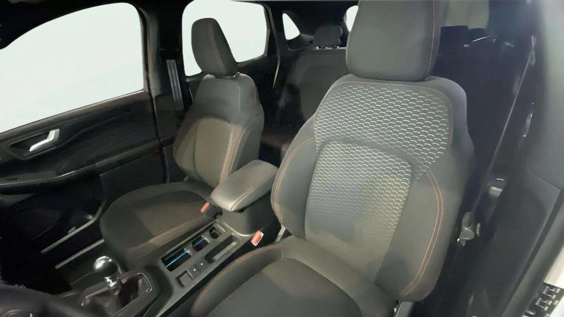 Ford Kuga ST-Line 1.5T EcoBoost - foto 14